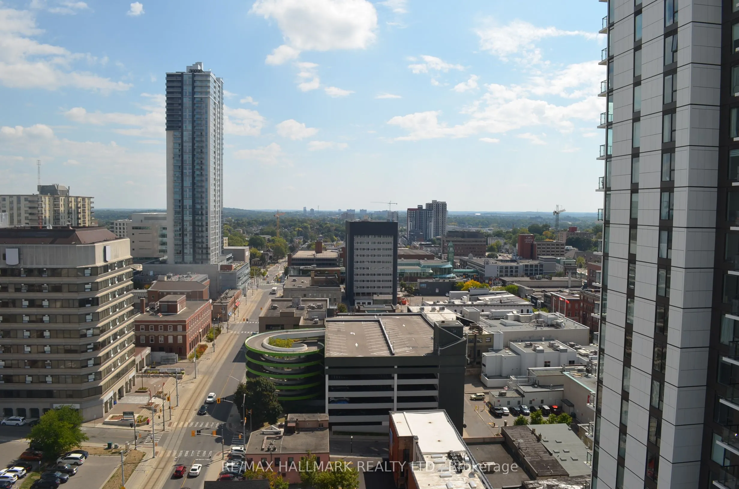85 Duke Street W, #1704