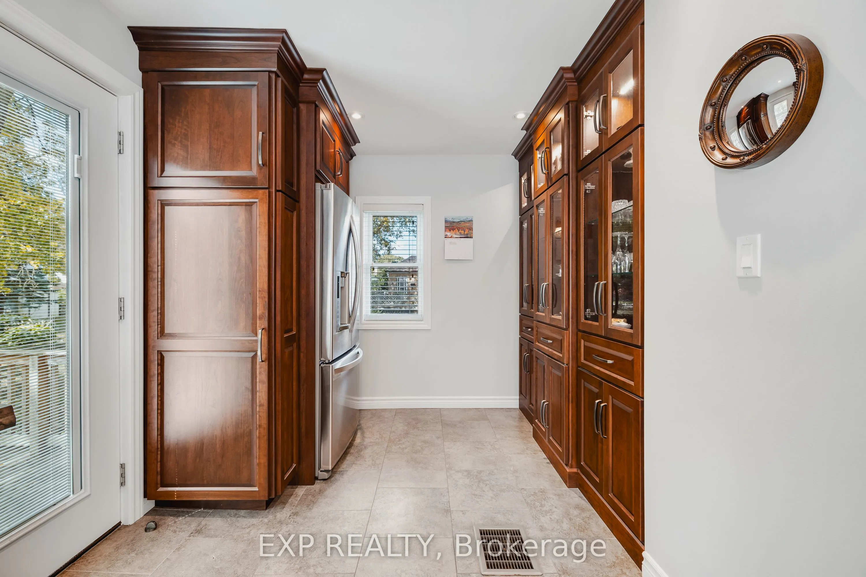 78 George Street S
