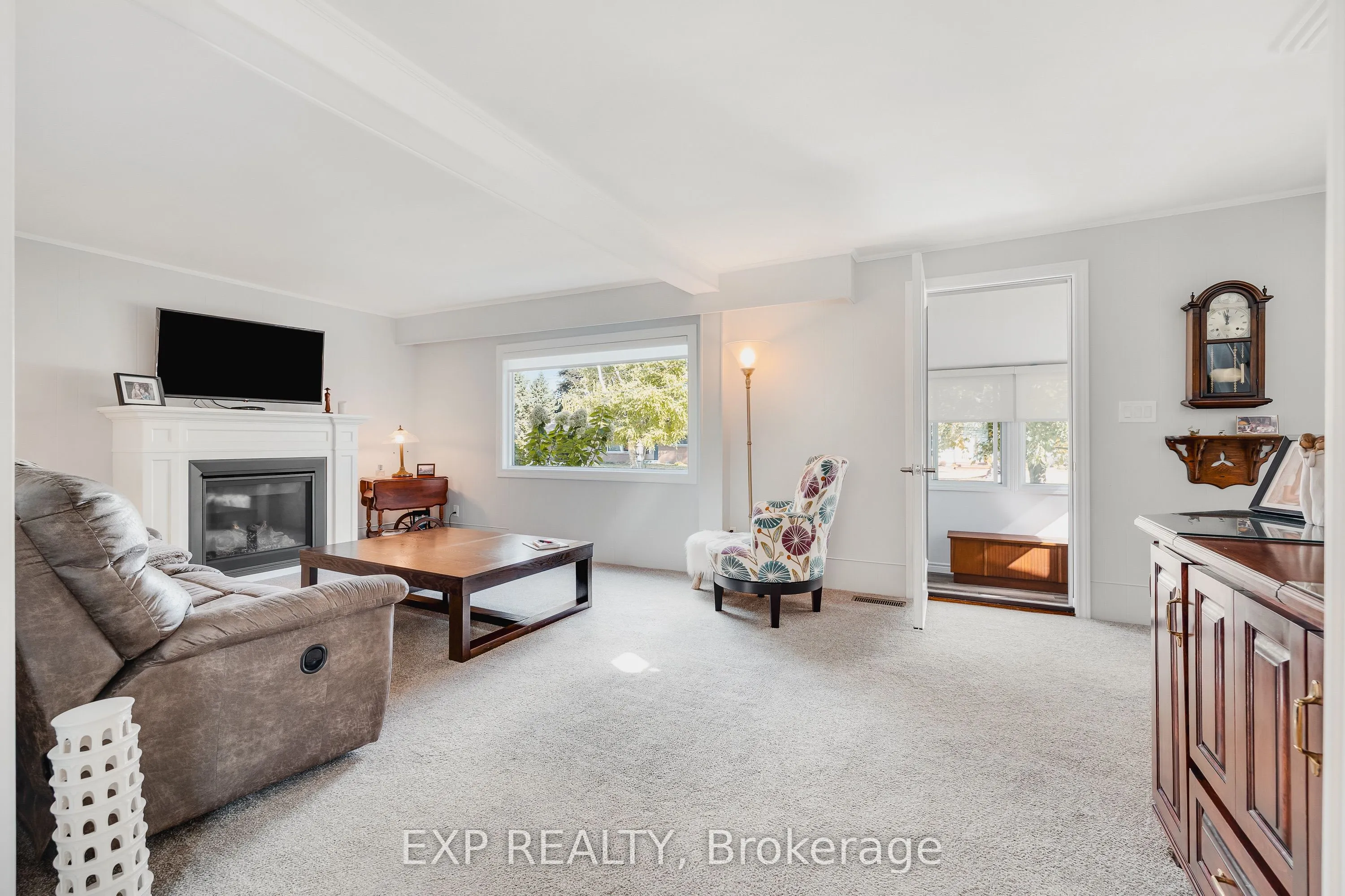 78 George Street S