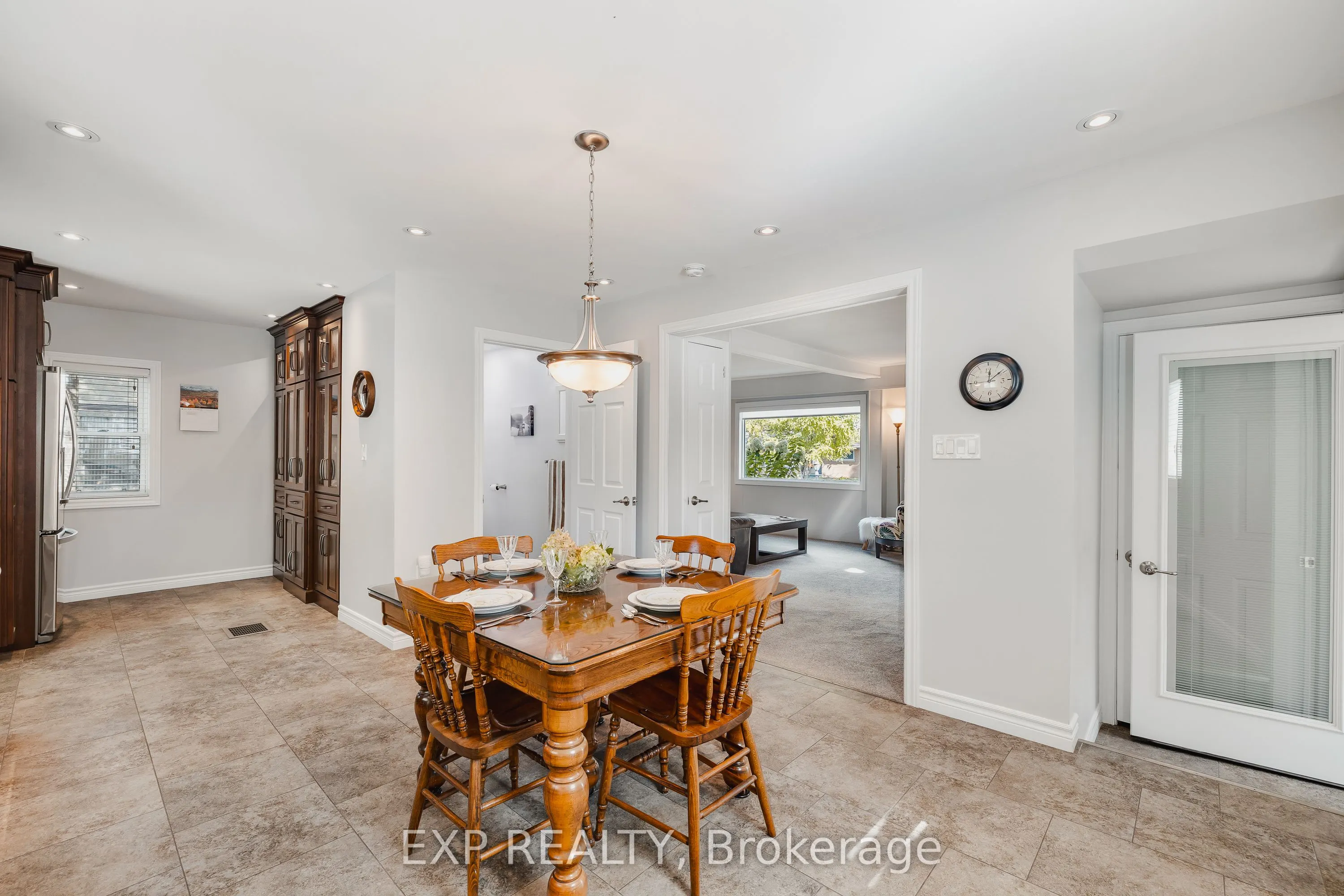 78 George Street S