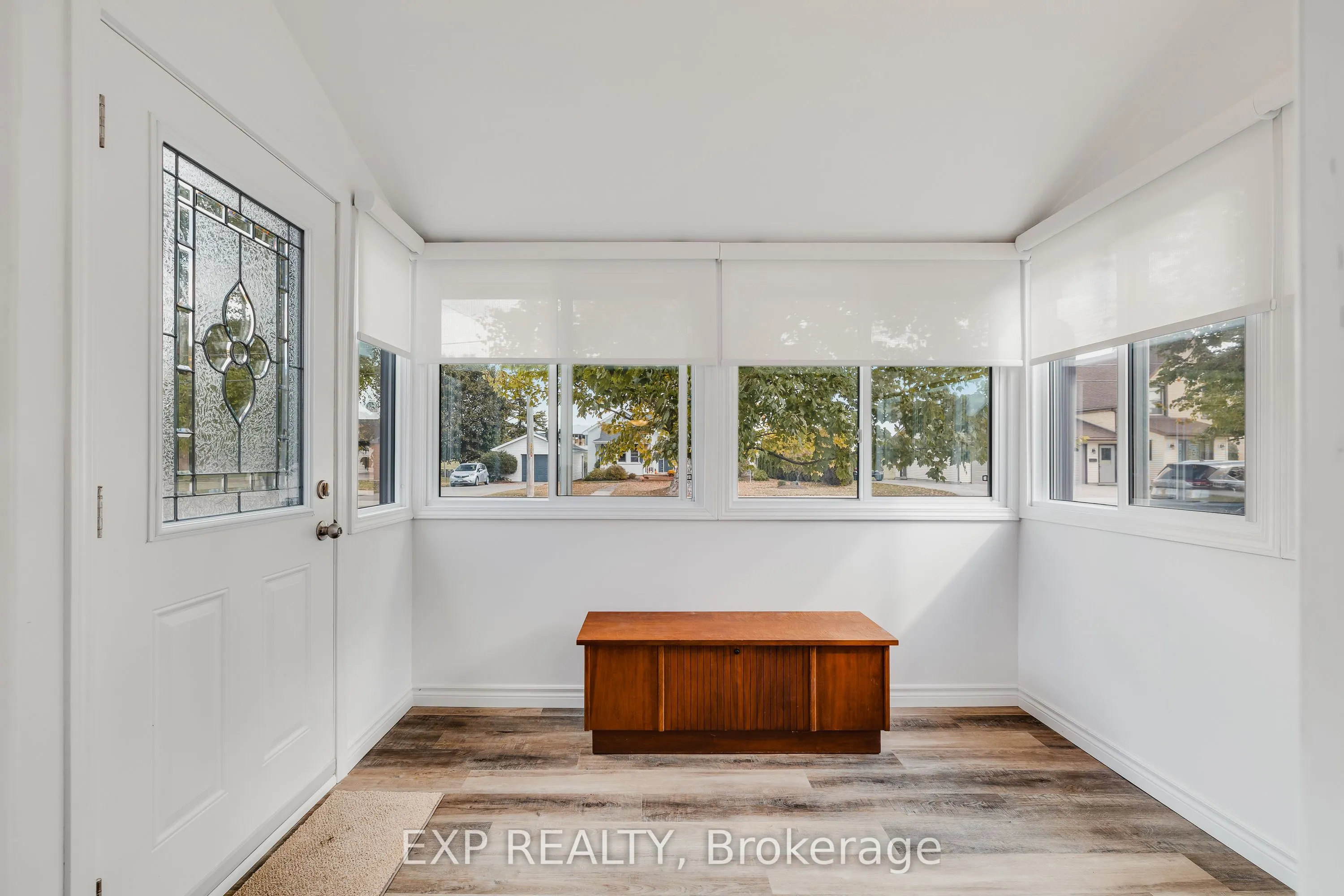 78 George Street S