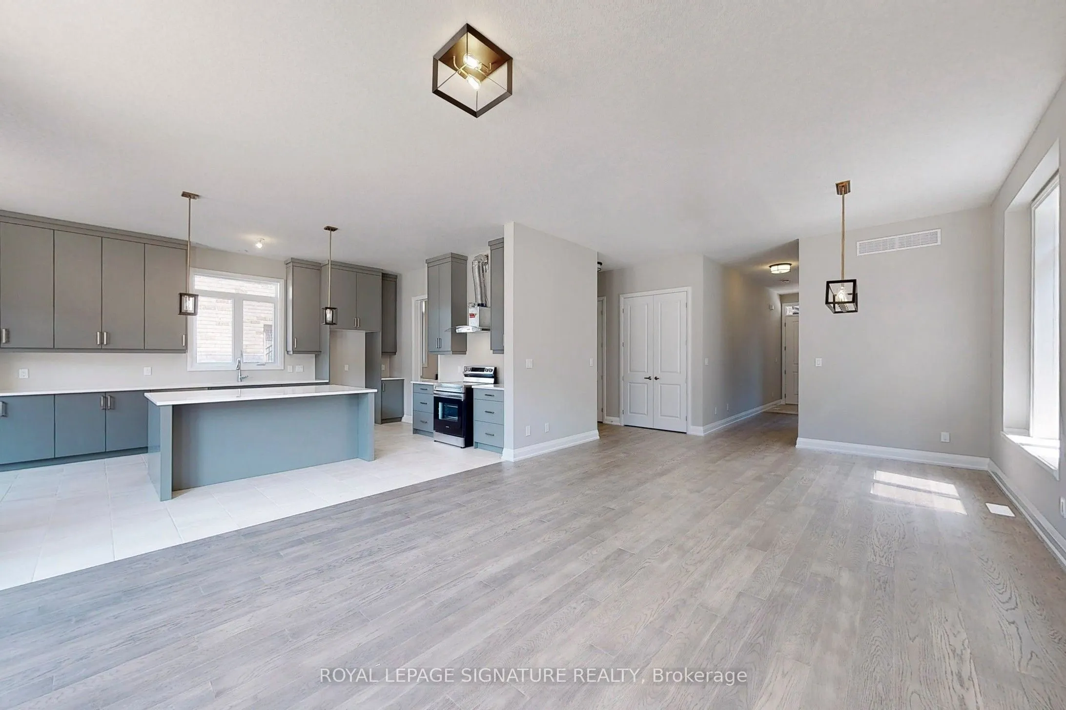 24 Hollybrook Trail