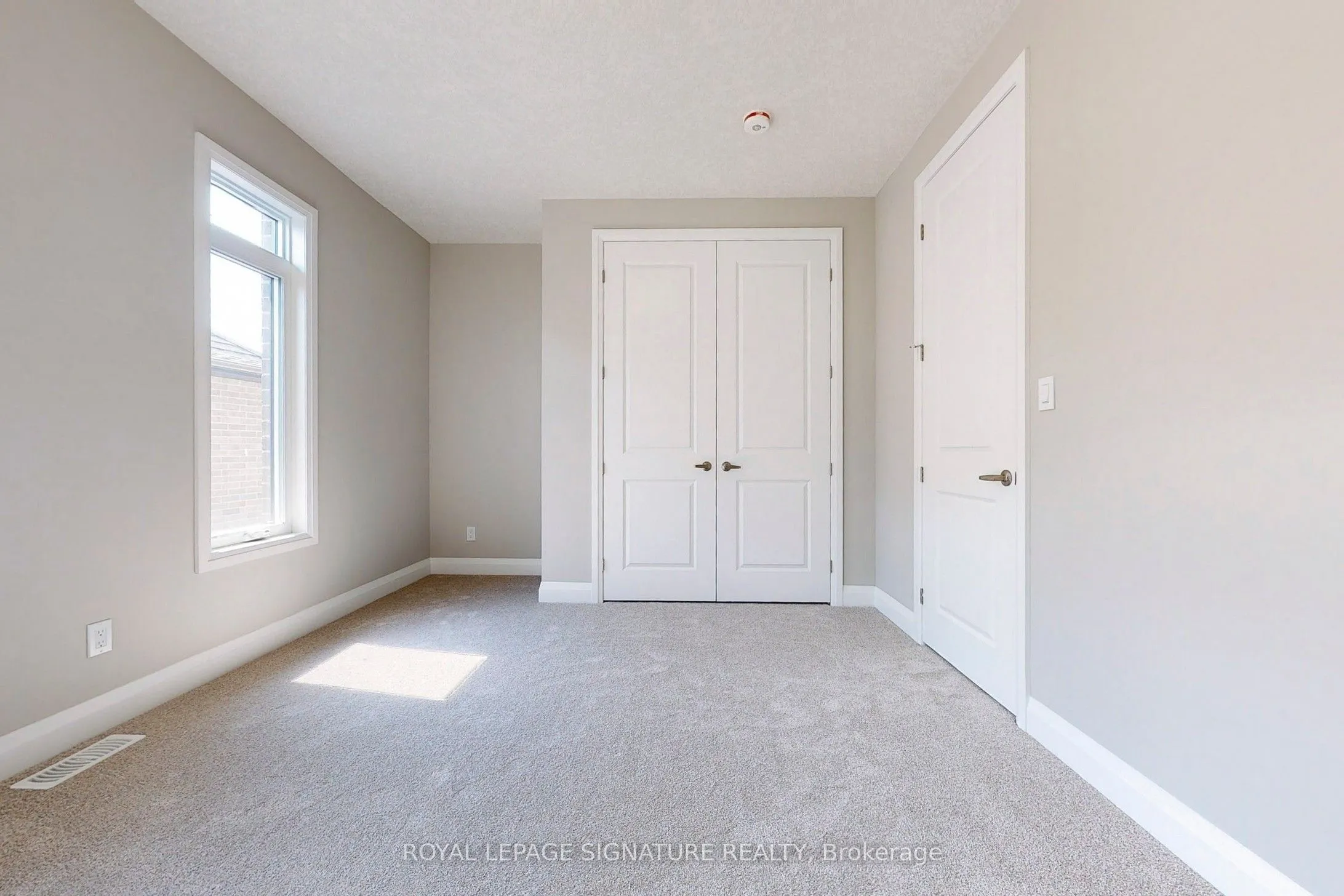 24 Hollybrook Trail