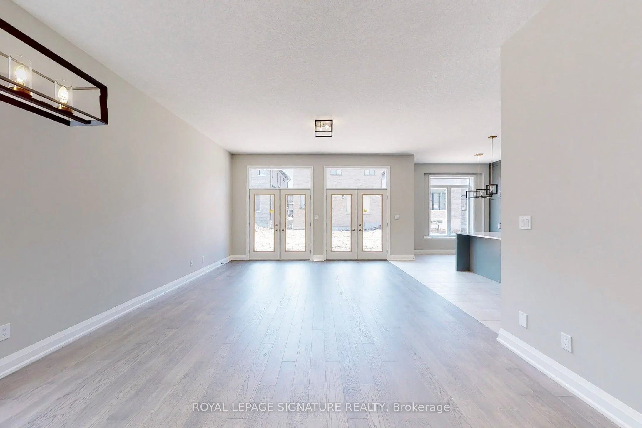 24 Hollybrook Trail