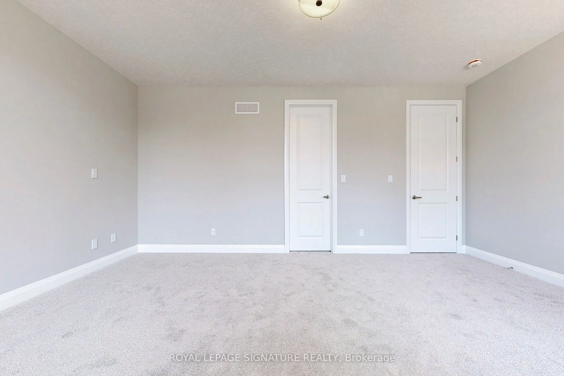 24 Hollybrook Trail