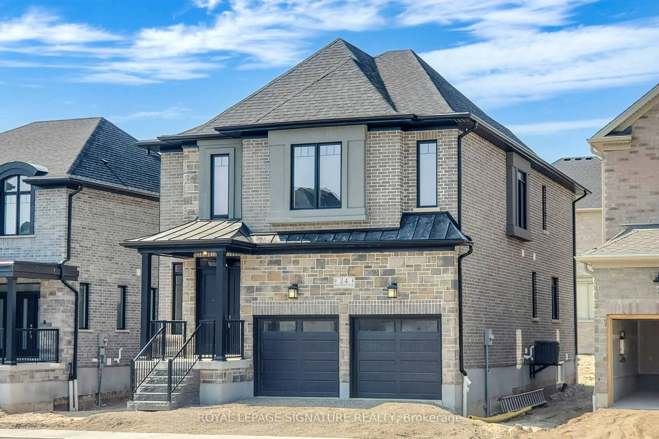 24 Hollybrook Trail