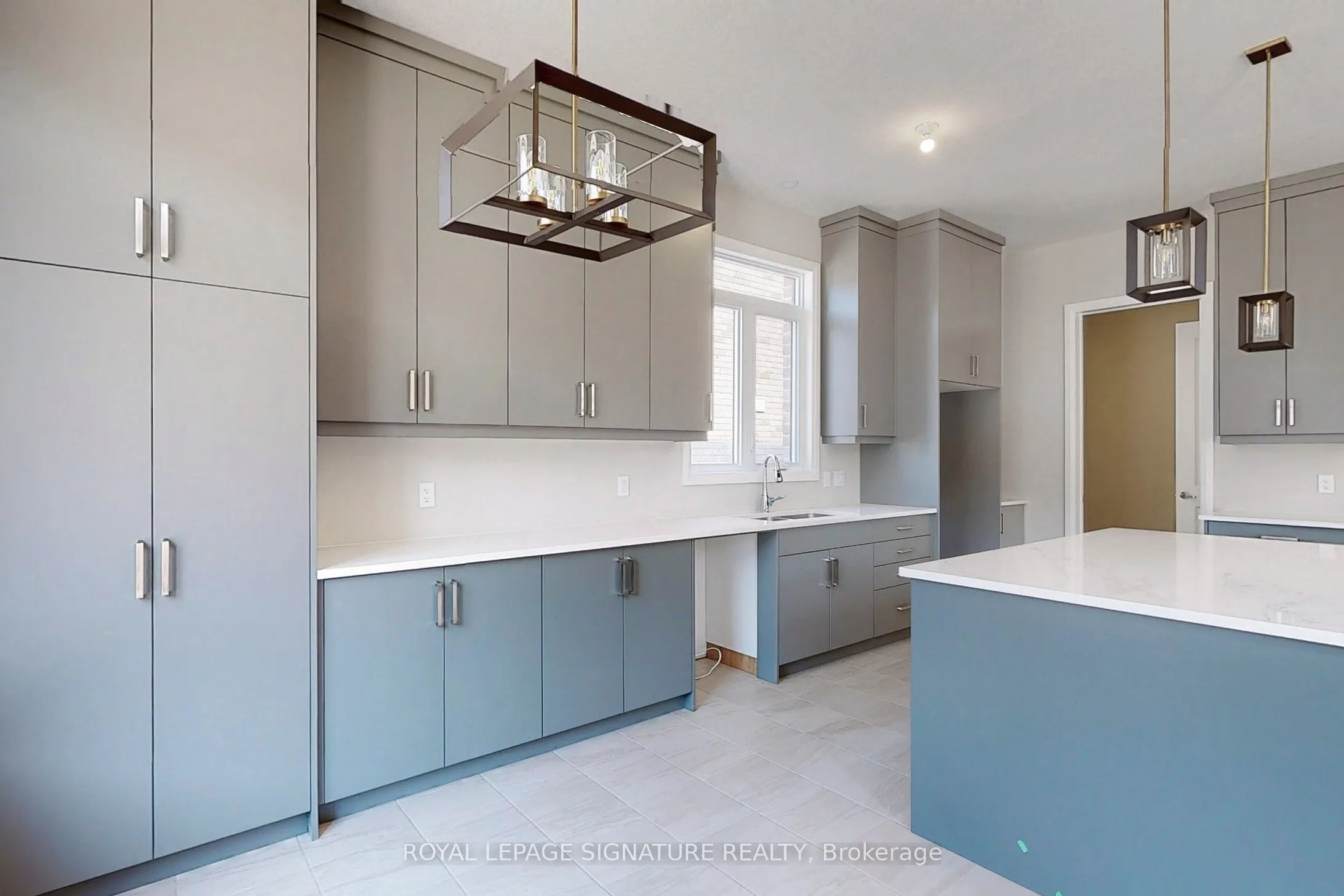 24 Hollybrook Trail