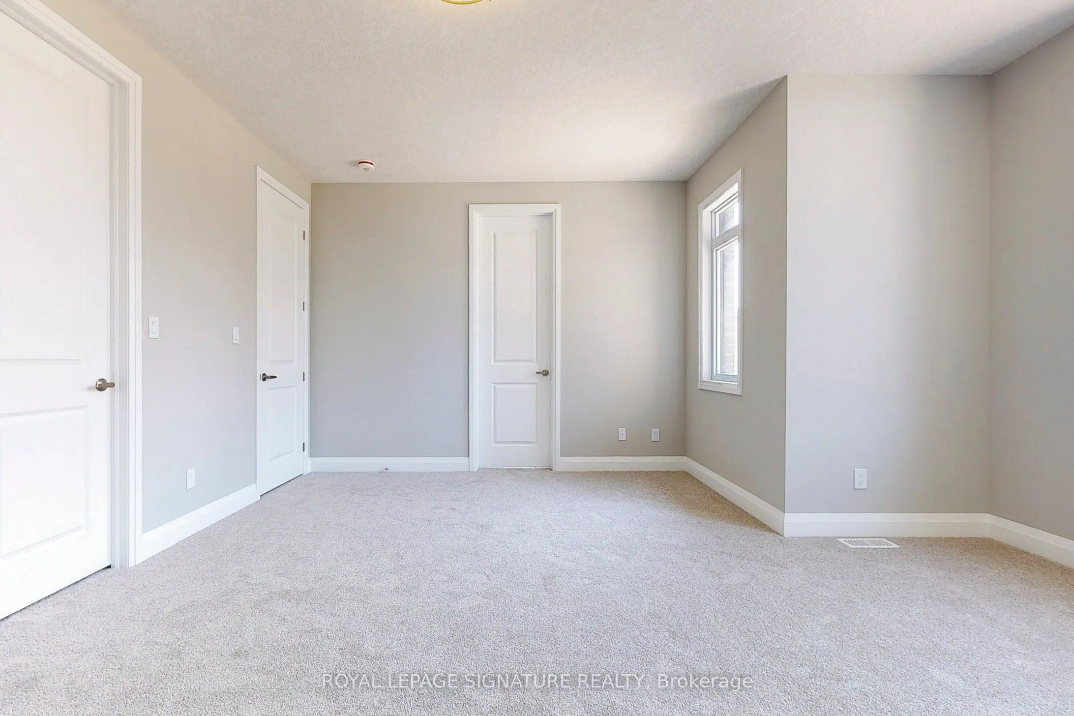 24 Hollybrook Trail