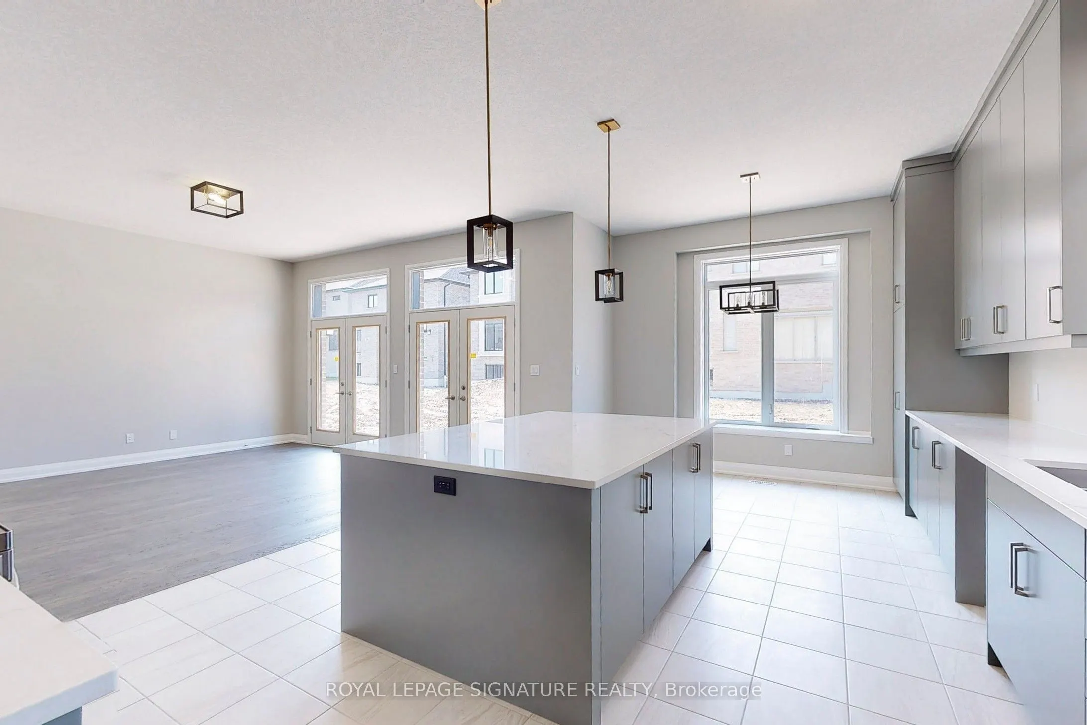 24 Hollybrook Trail