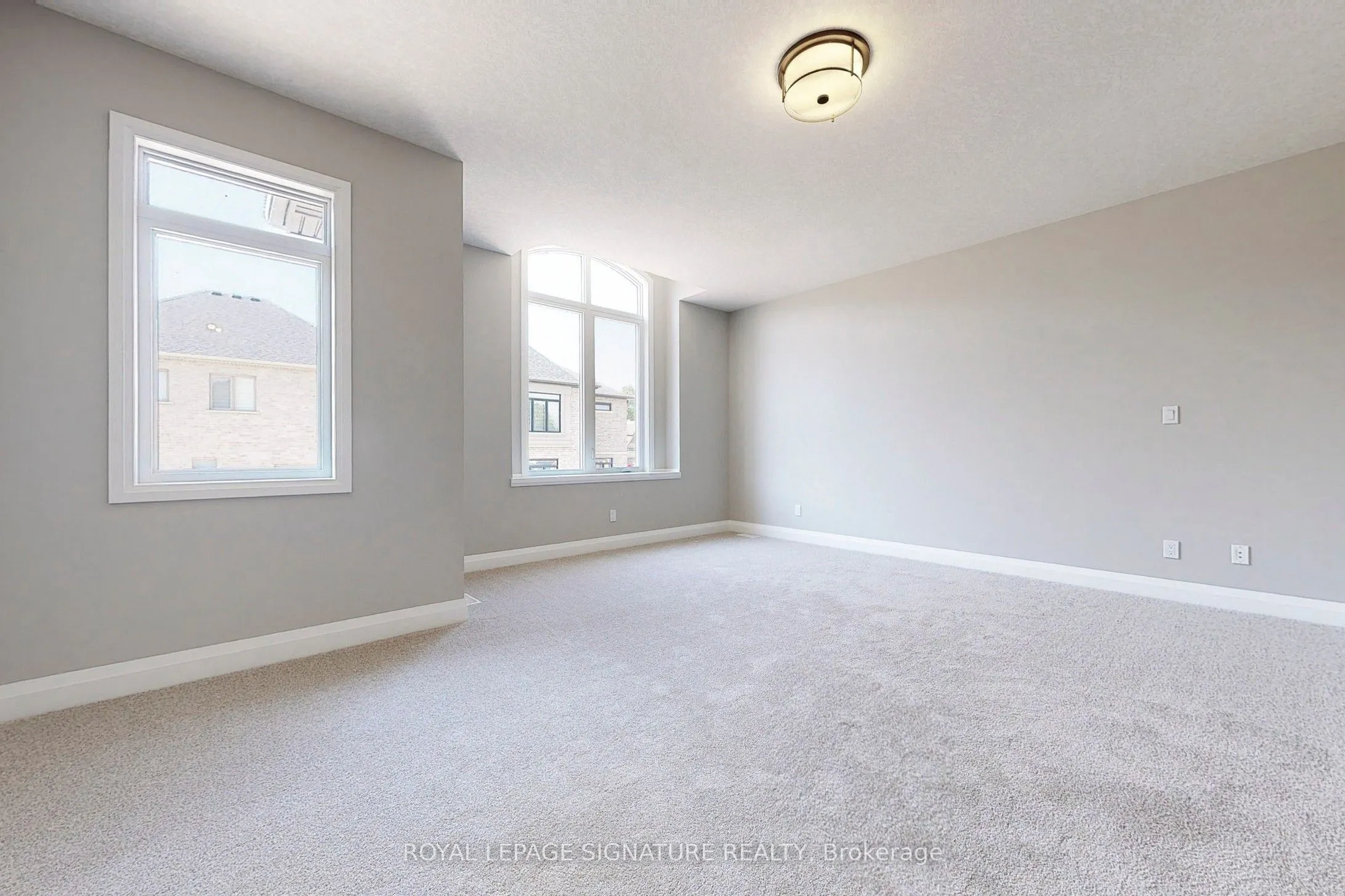 24 Hollybrook Trail