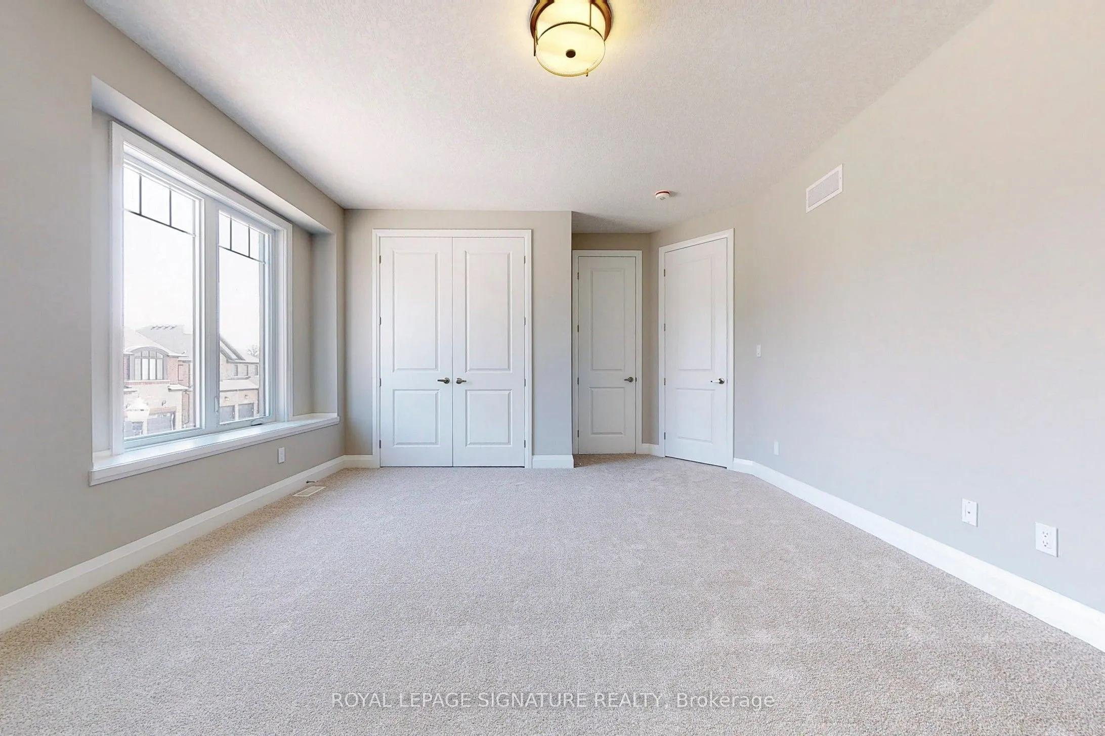 24 Hollybrook Trail