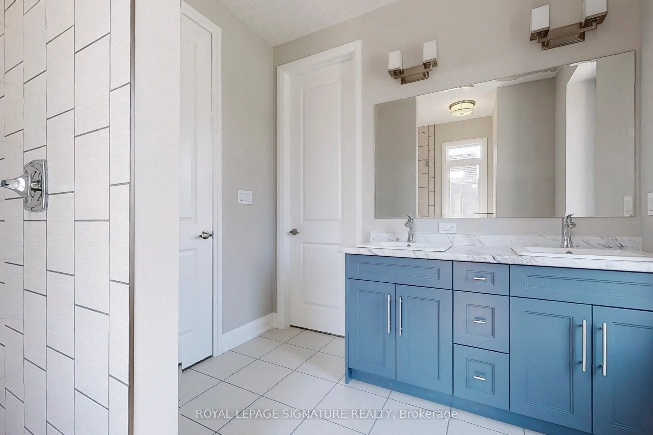 24 Hollybrook Trail
