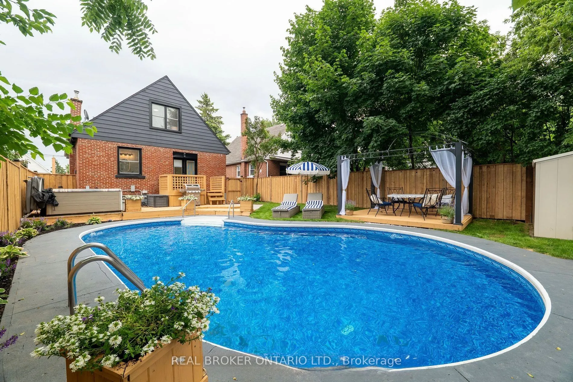 220 Holmesdale Avenue S, #Basement