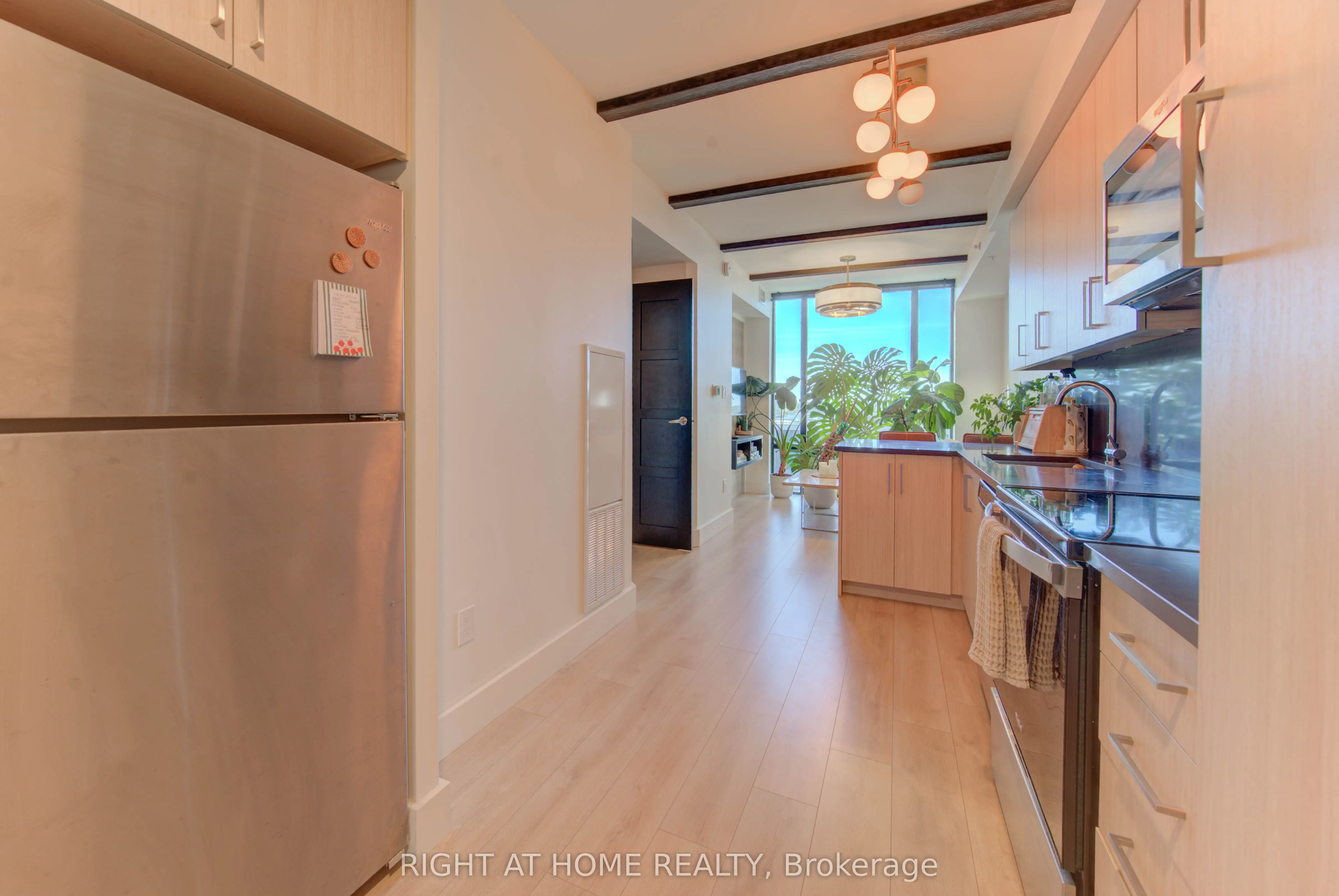 145 Columbia Street W, #1030