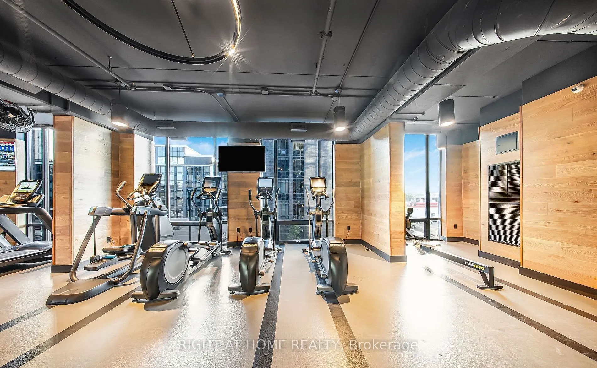 145 Columbia Street W, #1030