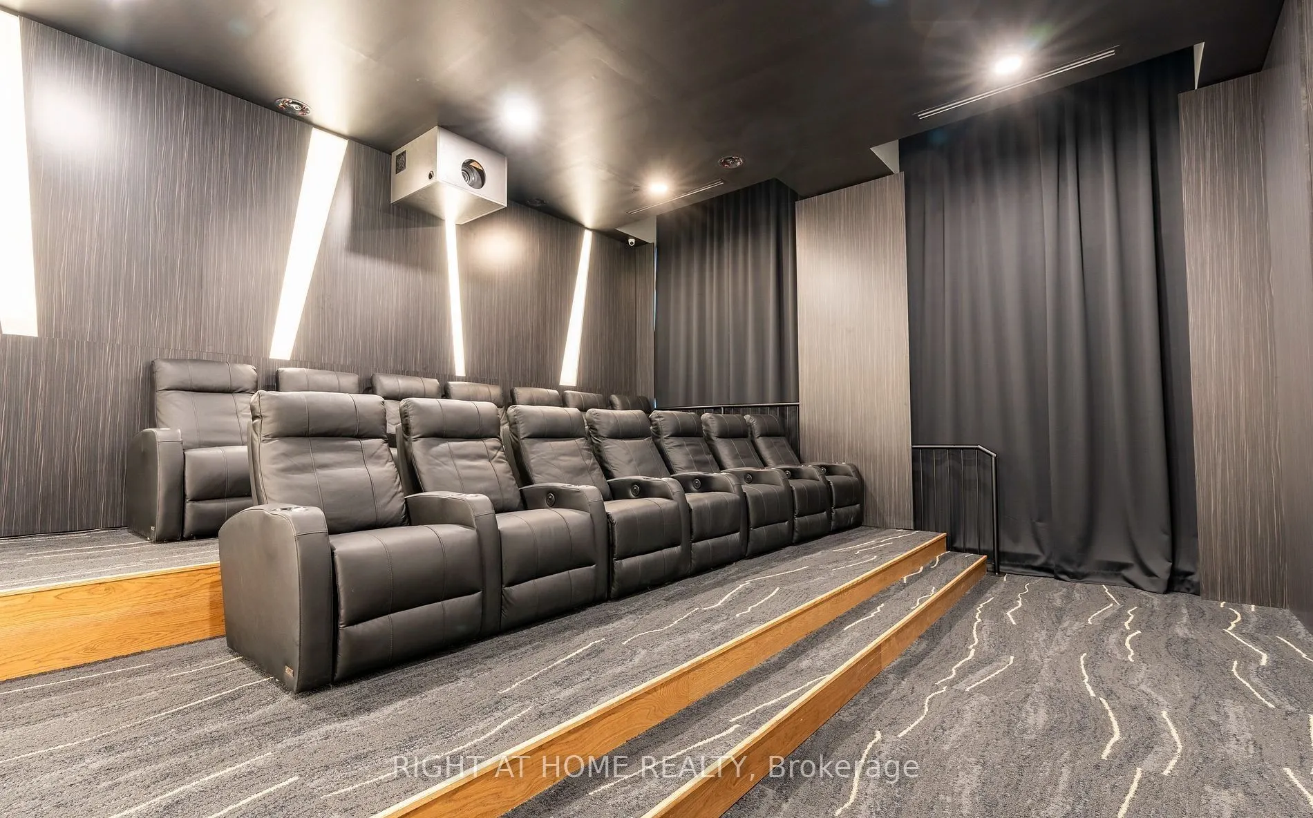 145 Columbia Street W, #1030