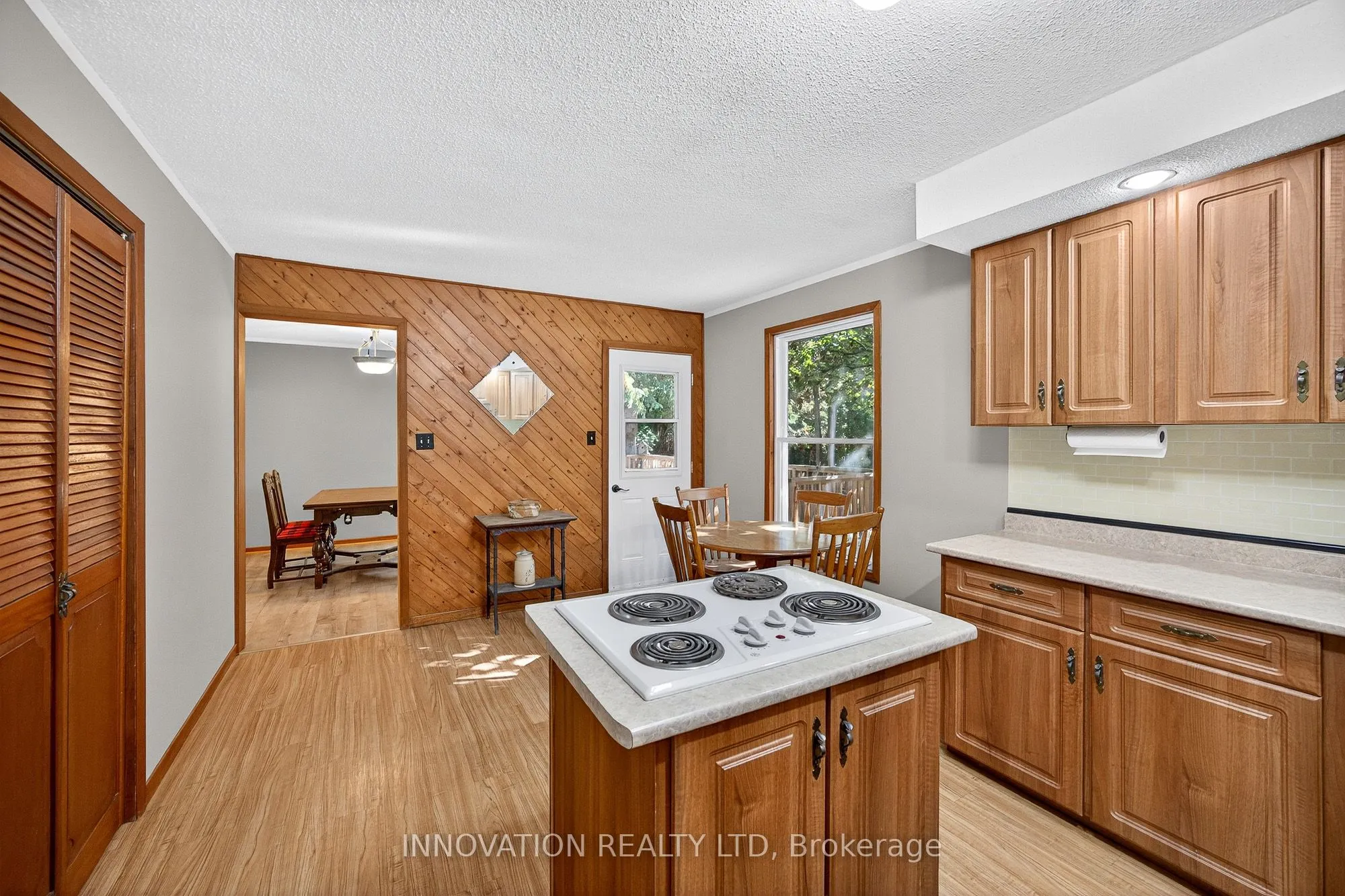 545 Richmond Road