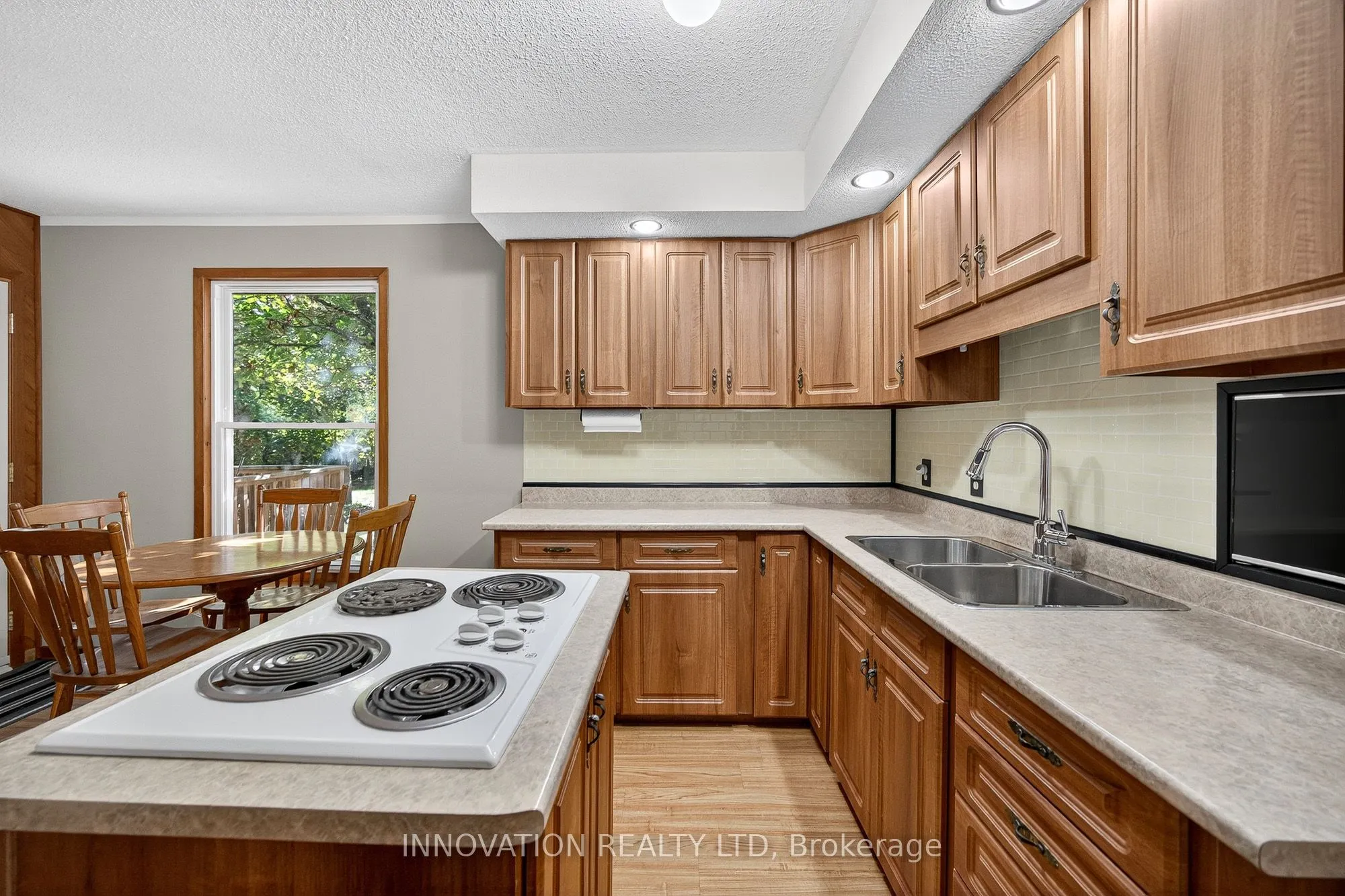 545 Richmond Road