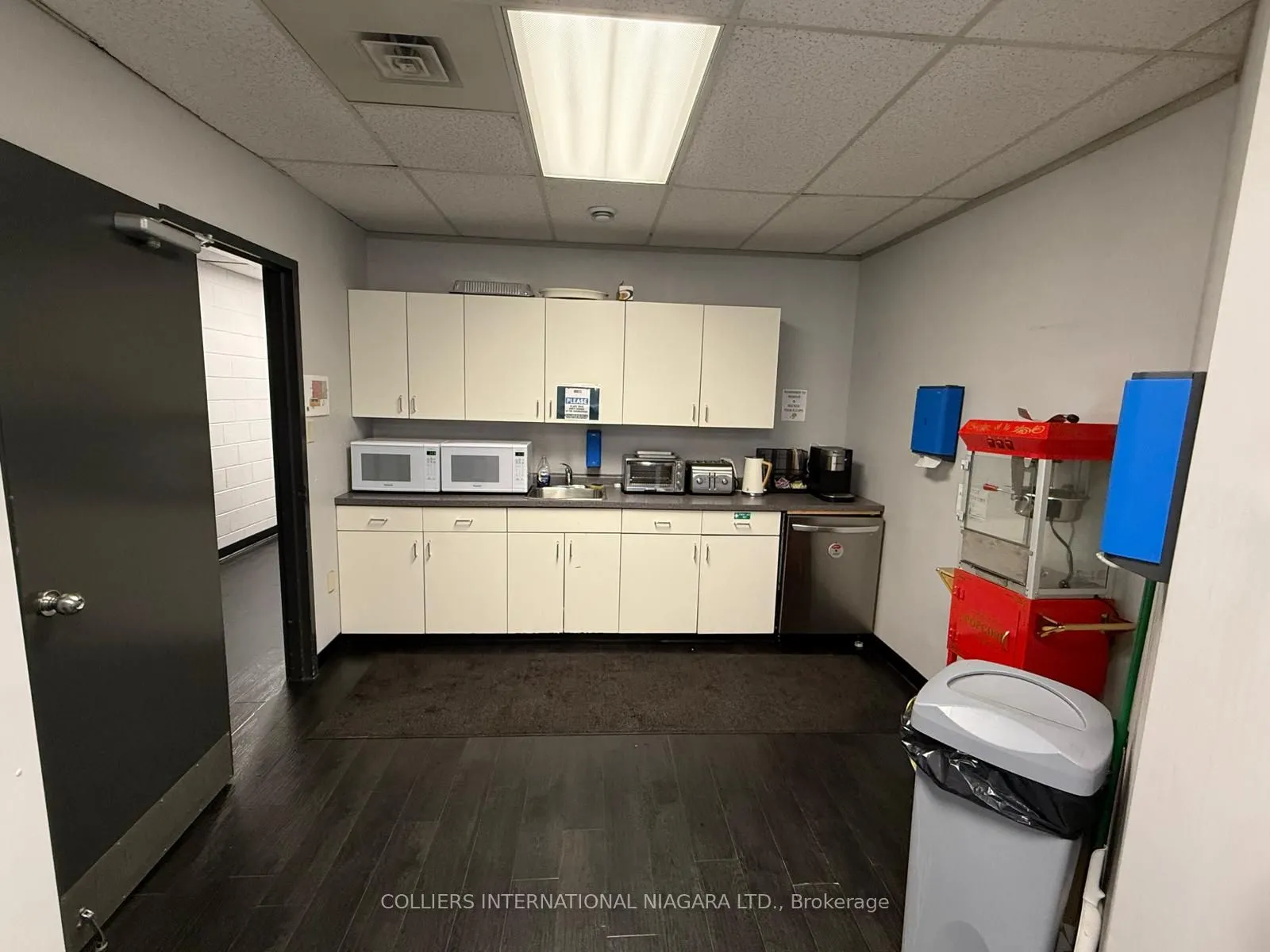 3468 South Service Road