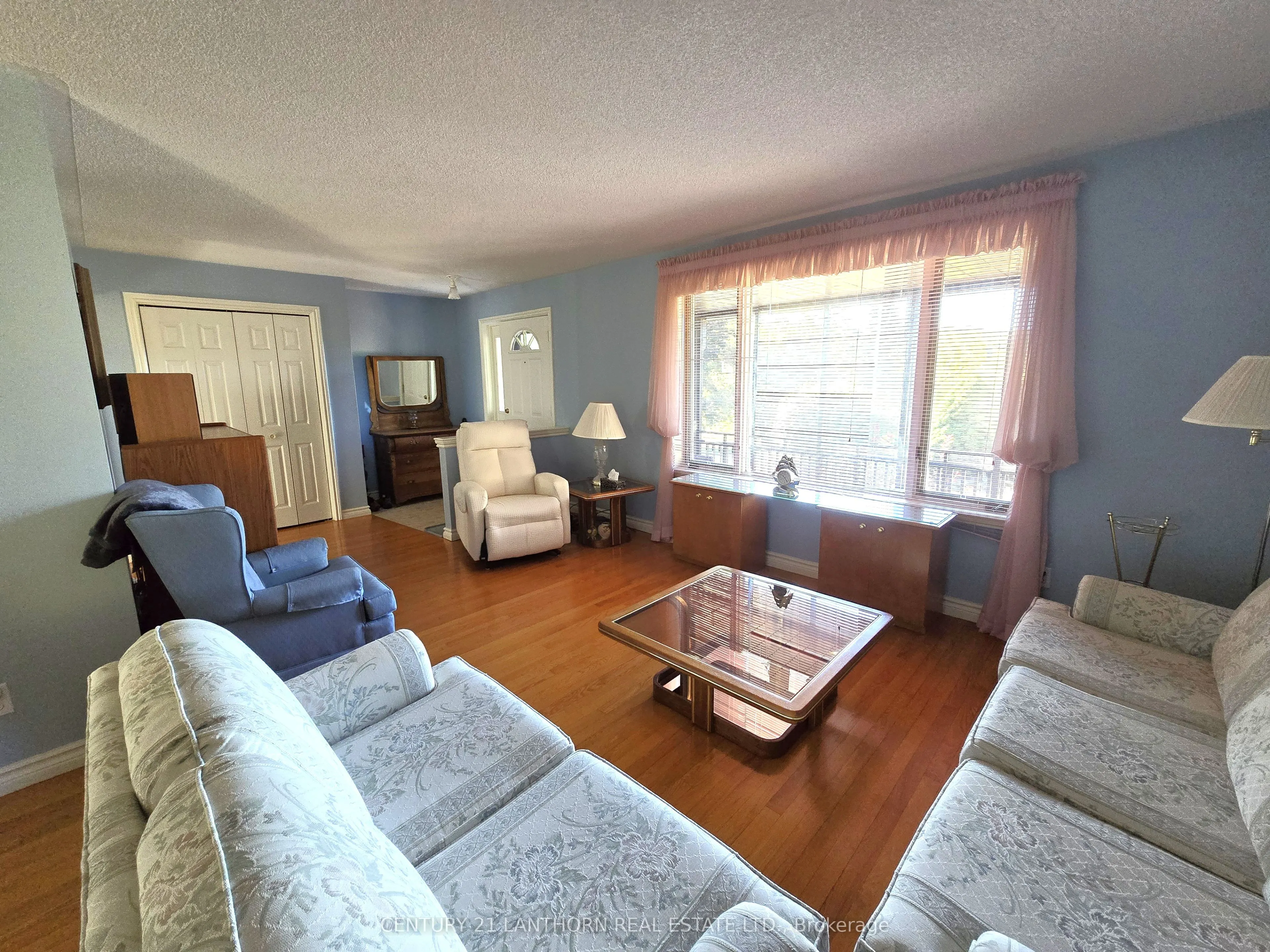 242 River Valley Road
