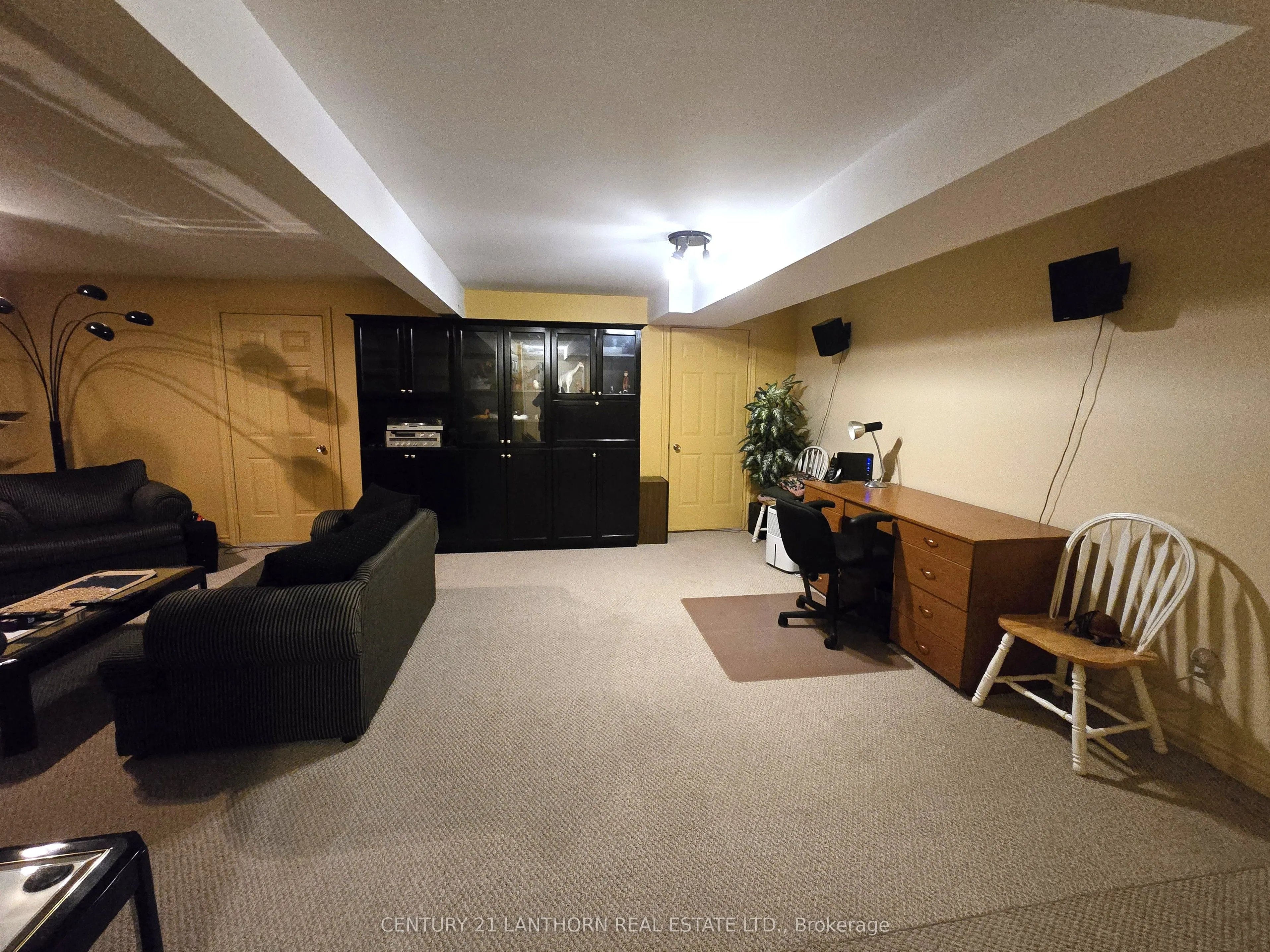 242 River Valley Road