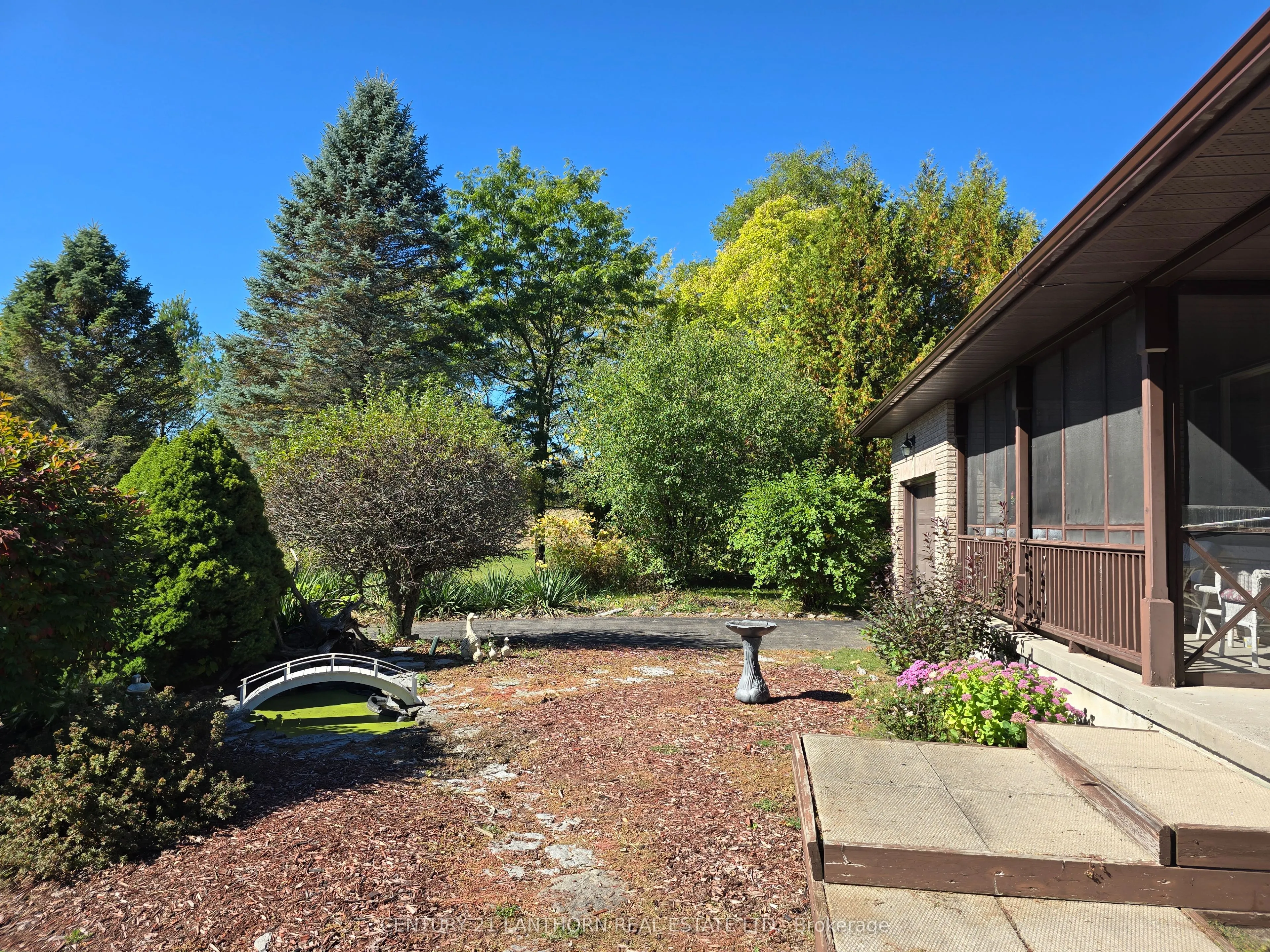 242 River Valley Road