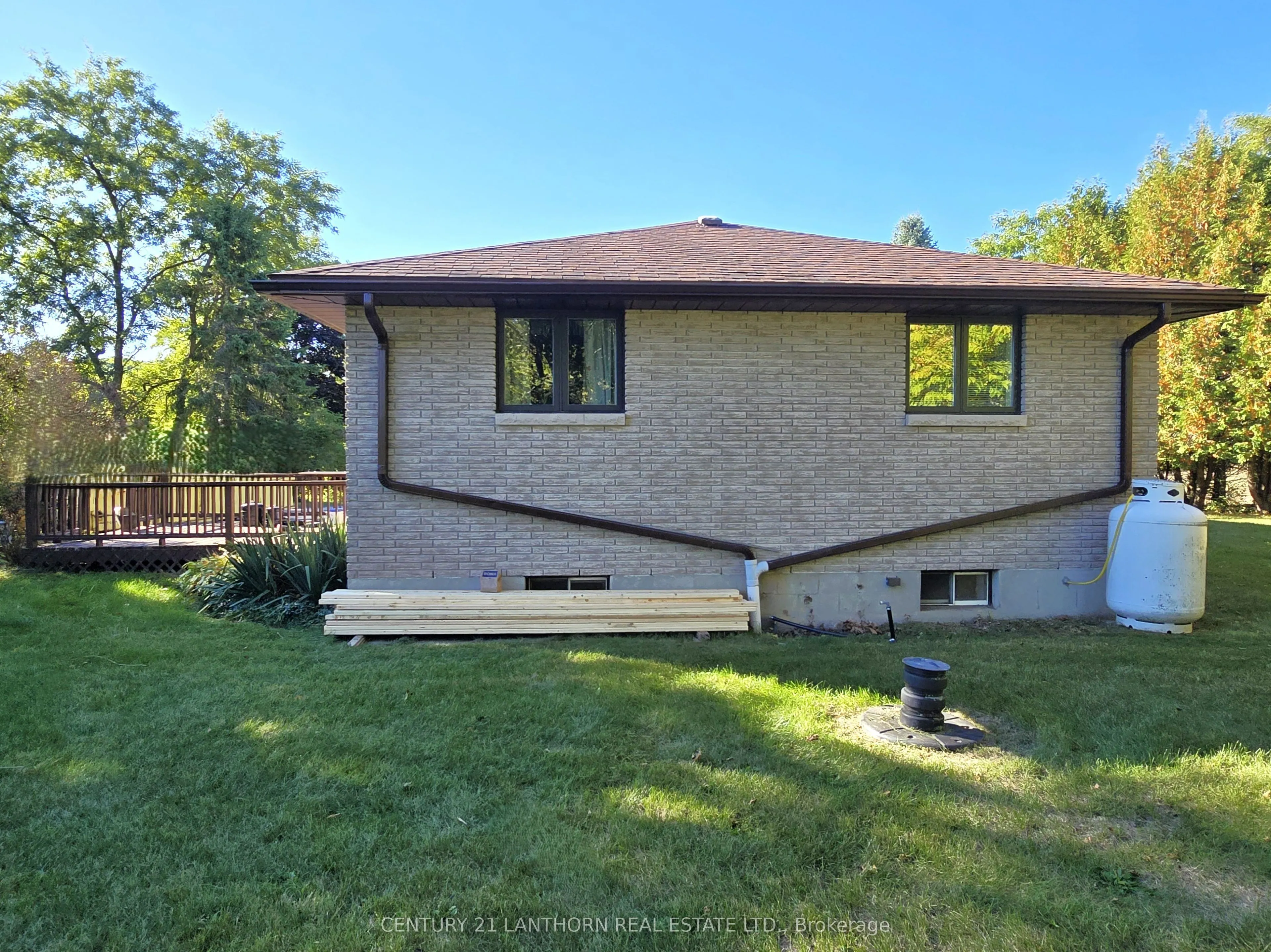 242 River Valley Road