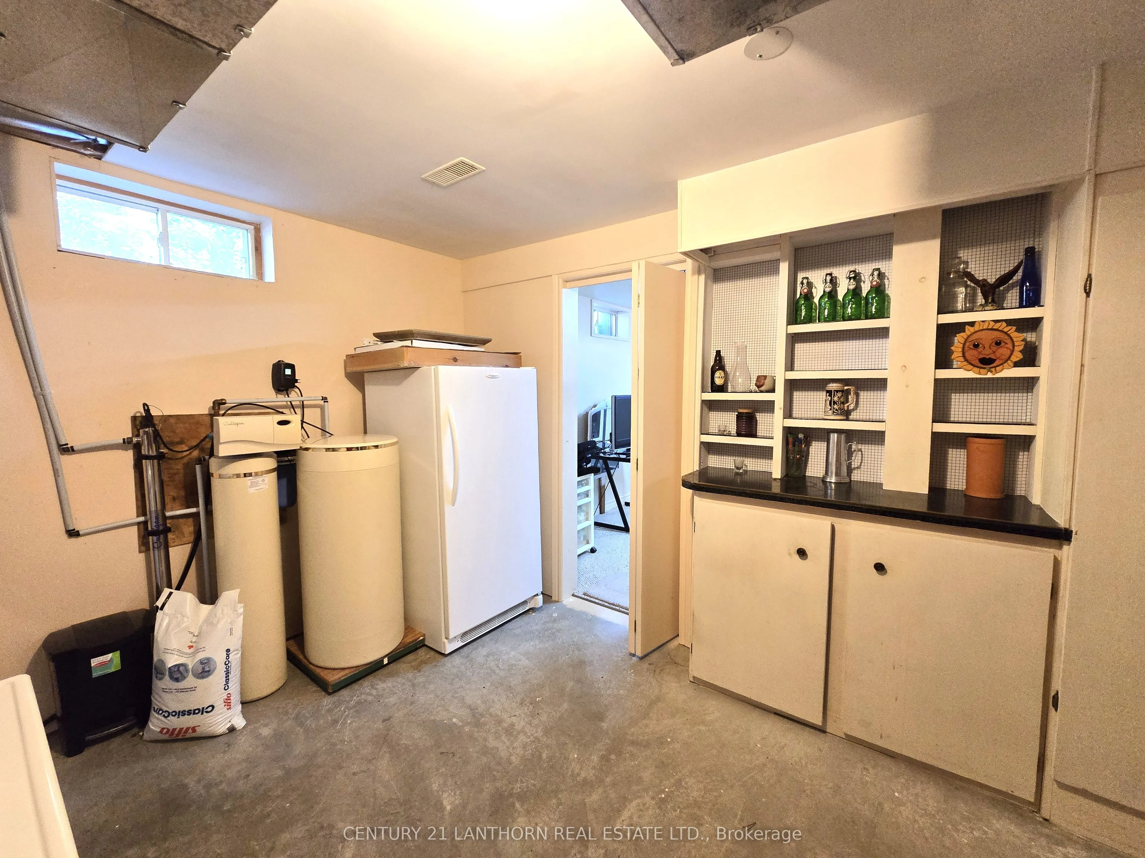 242 River Valley Road
