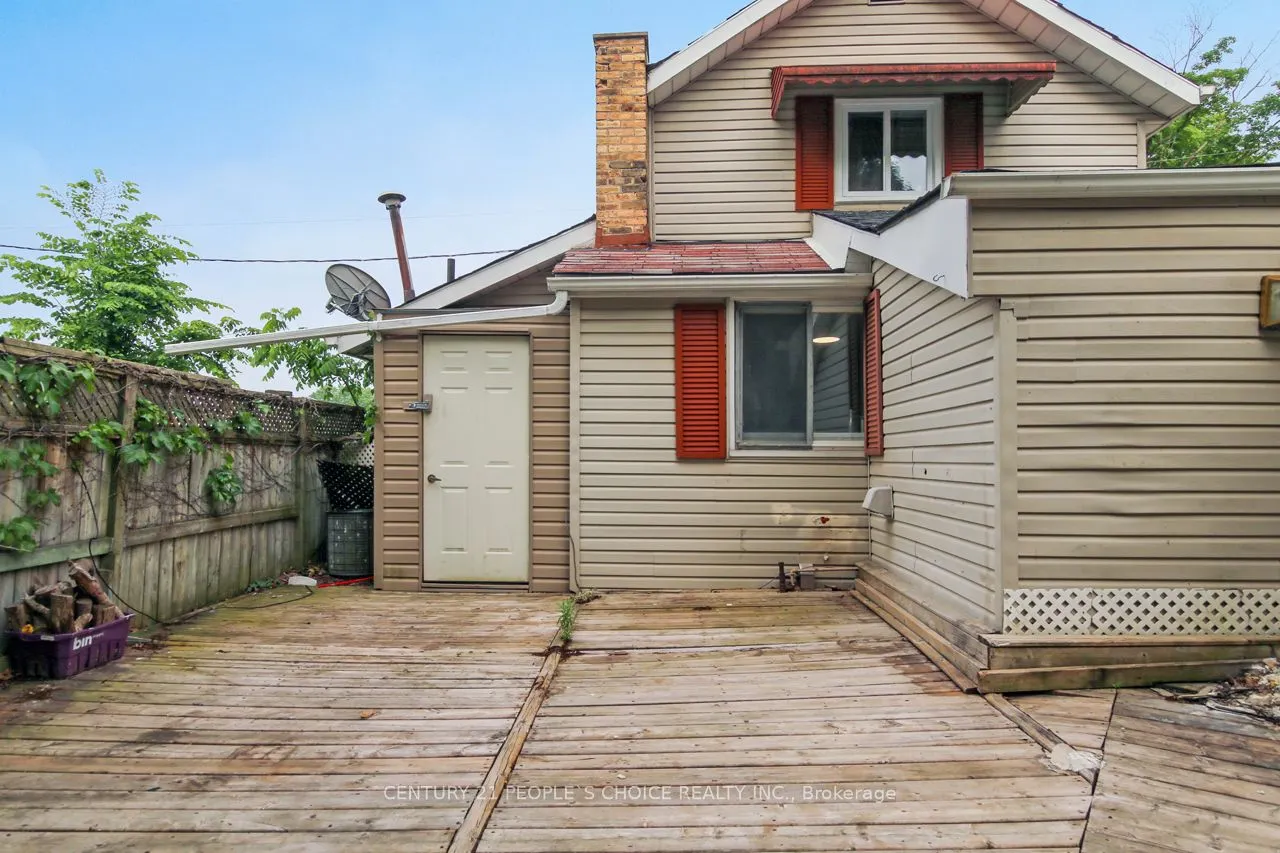 10 Givins Street