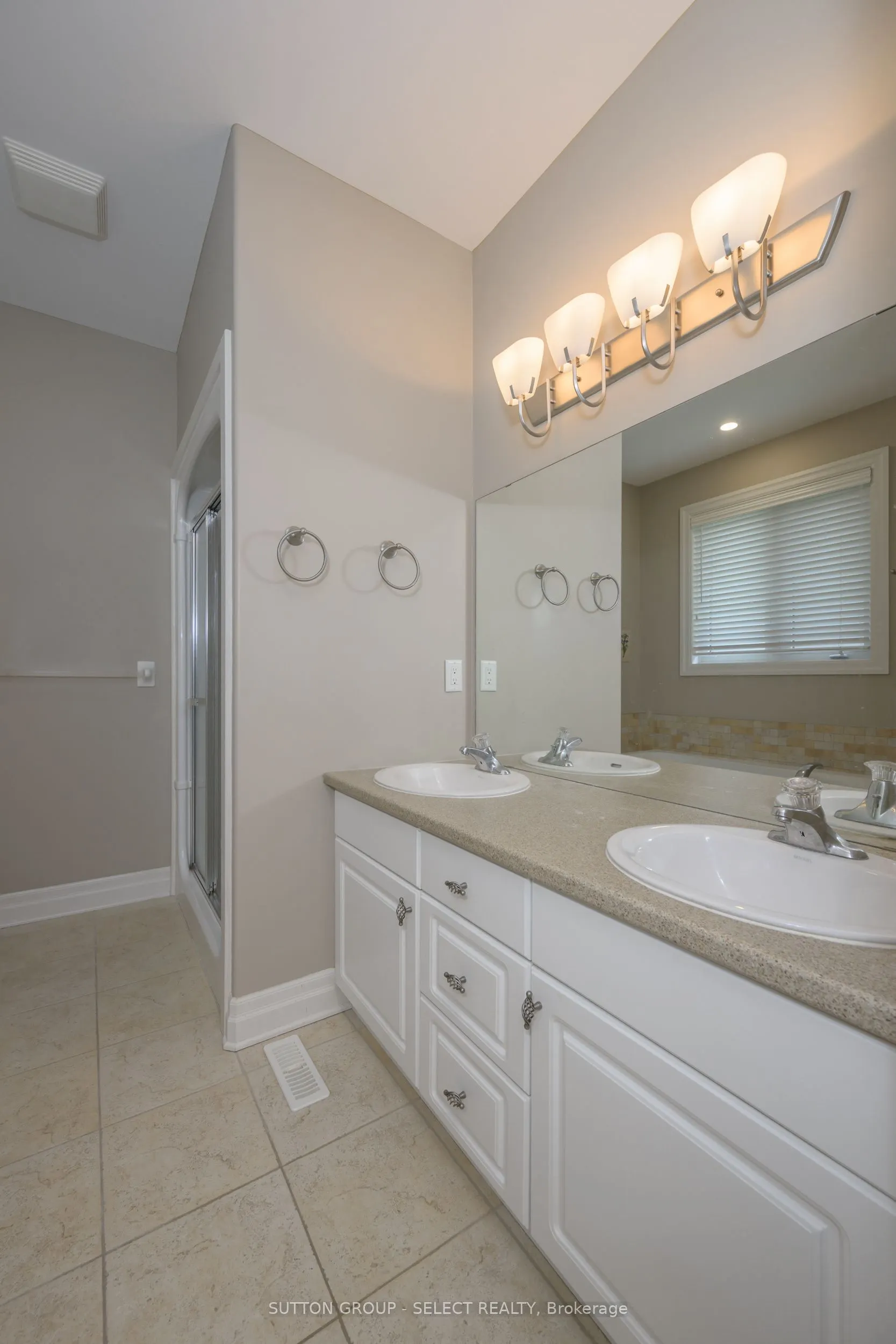 124 North Centre Road, #68