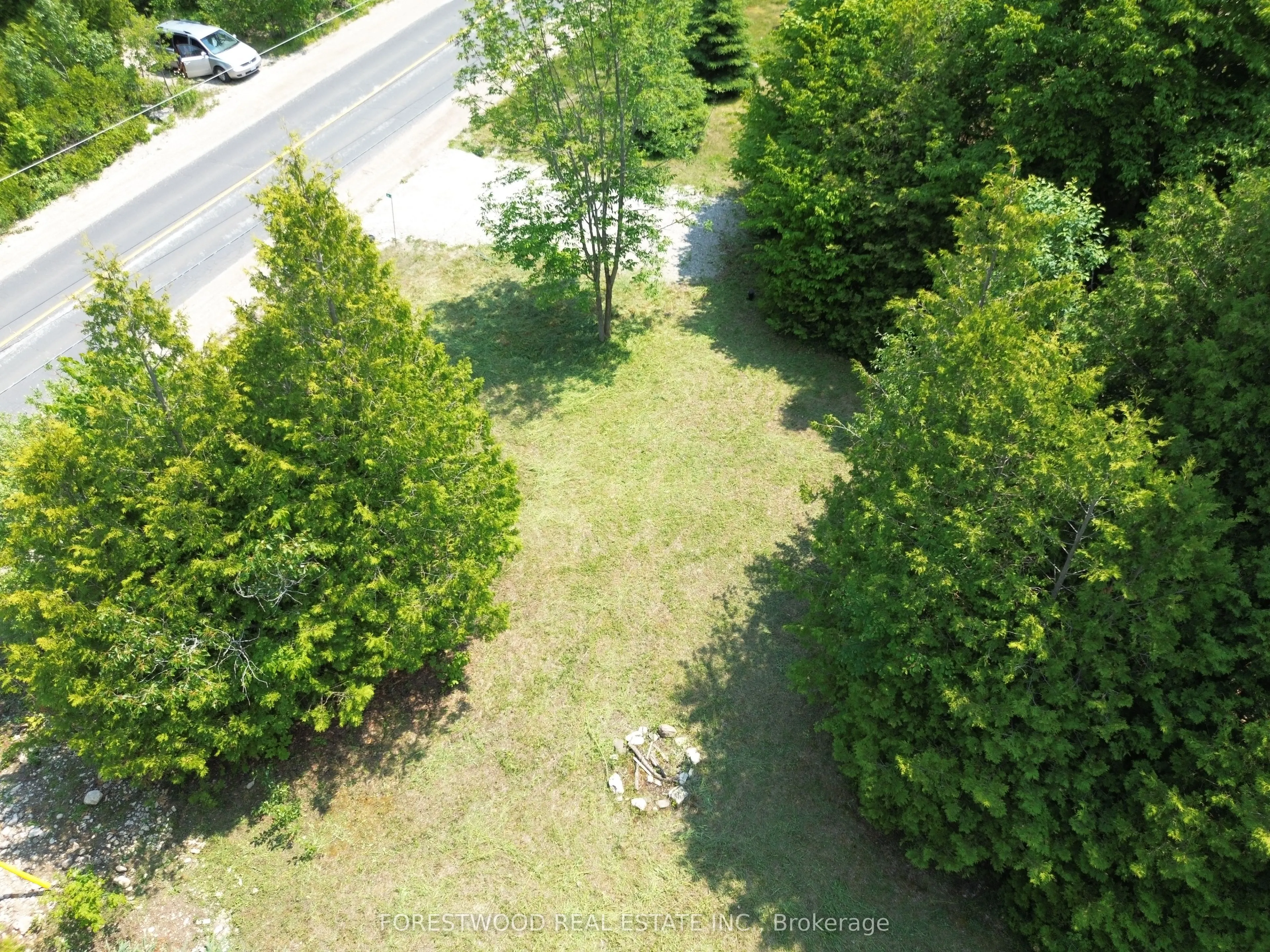 31 Isthmus Bay Road E