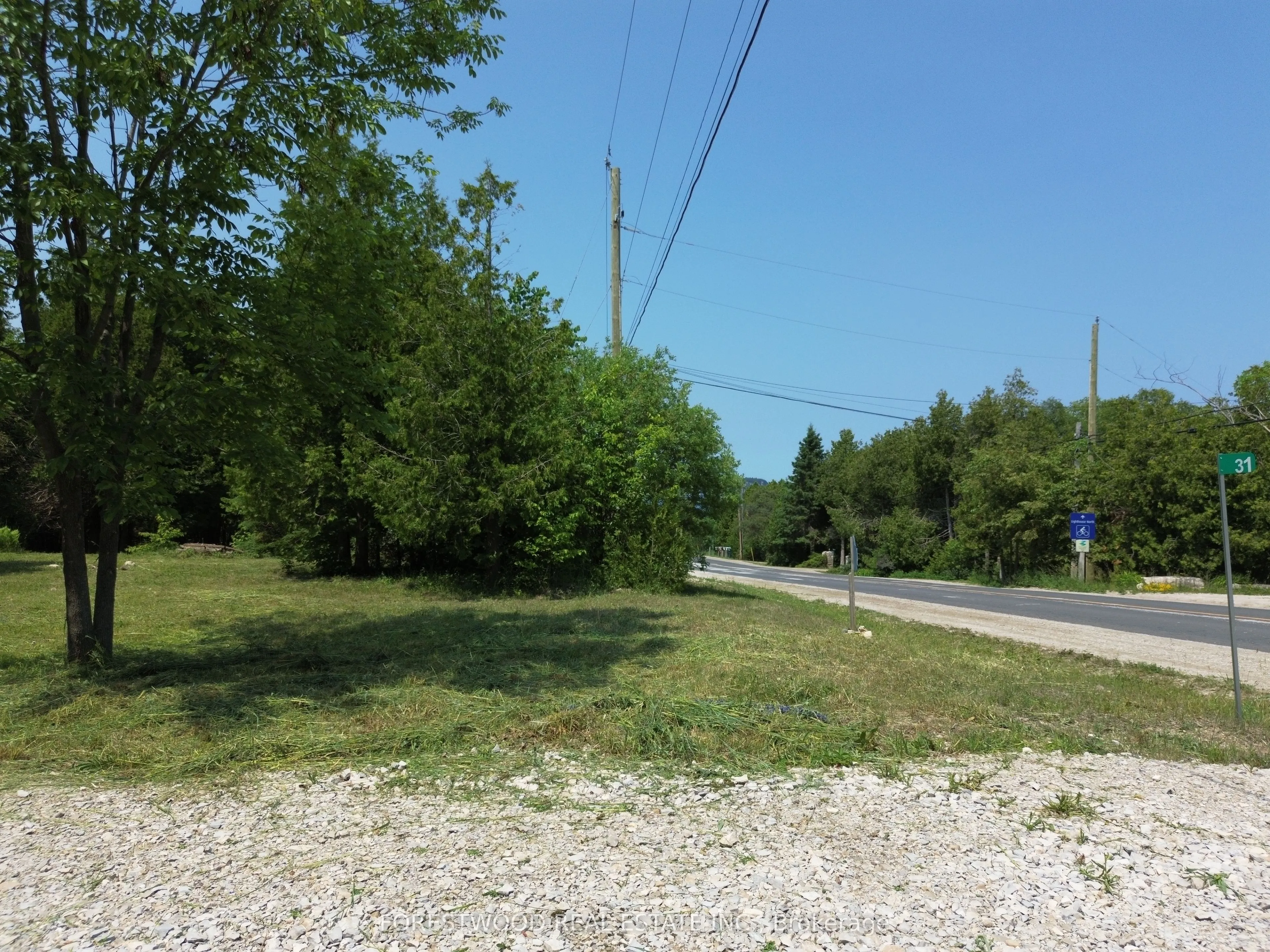 31 Isthmus Bay Road E