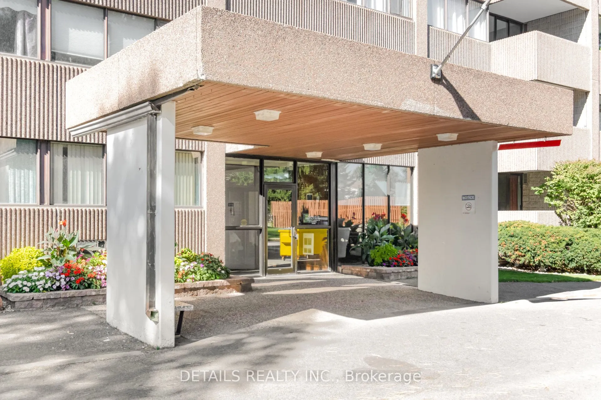 1285 Cahill Drive, #906