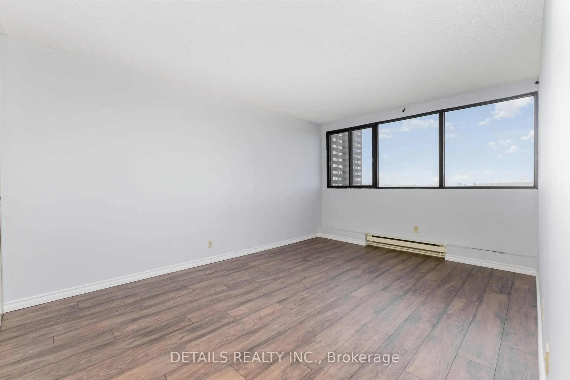 1285 Cahill Drive, #906