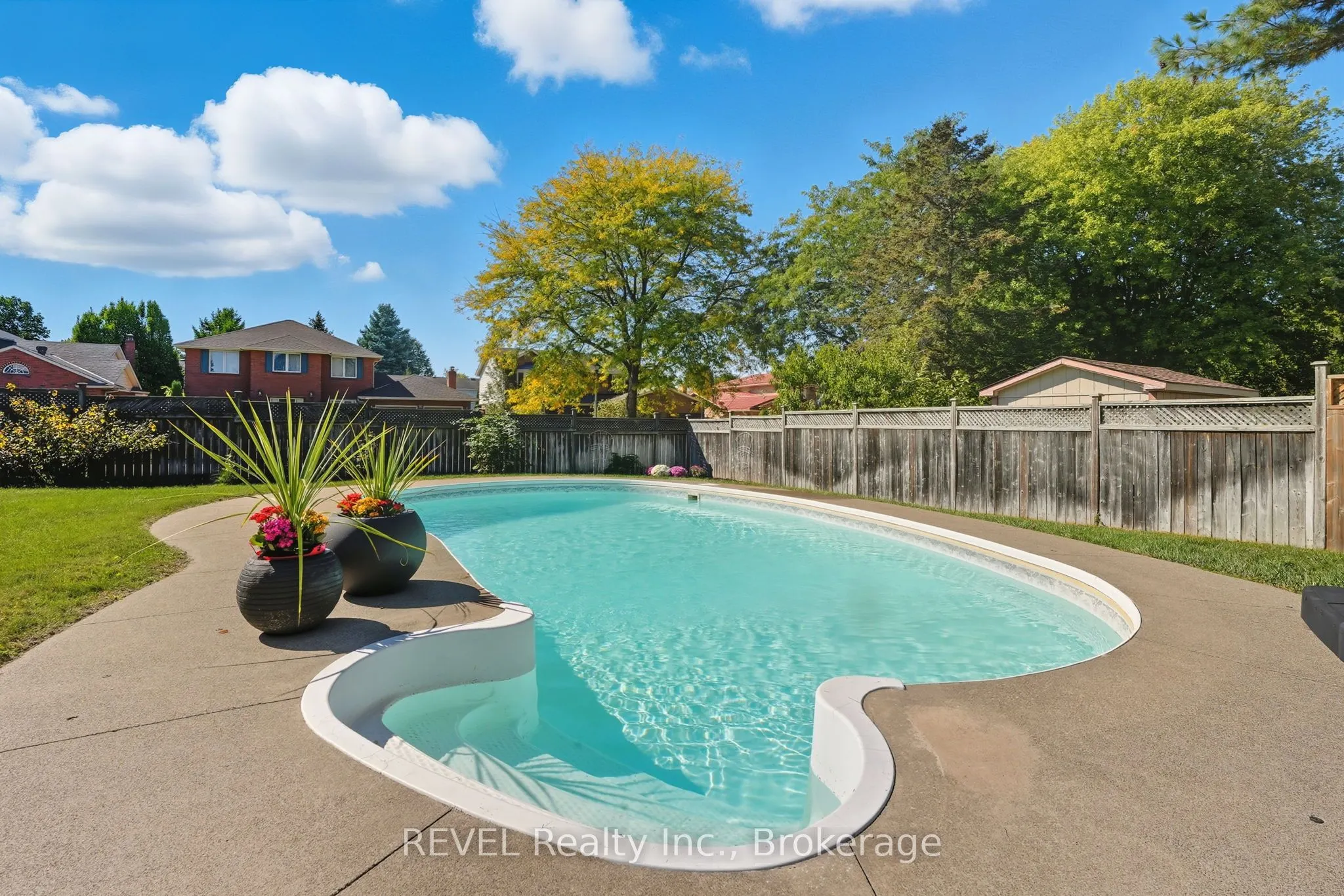 1 Spartan Court