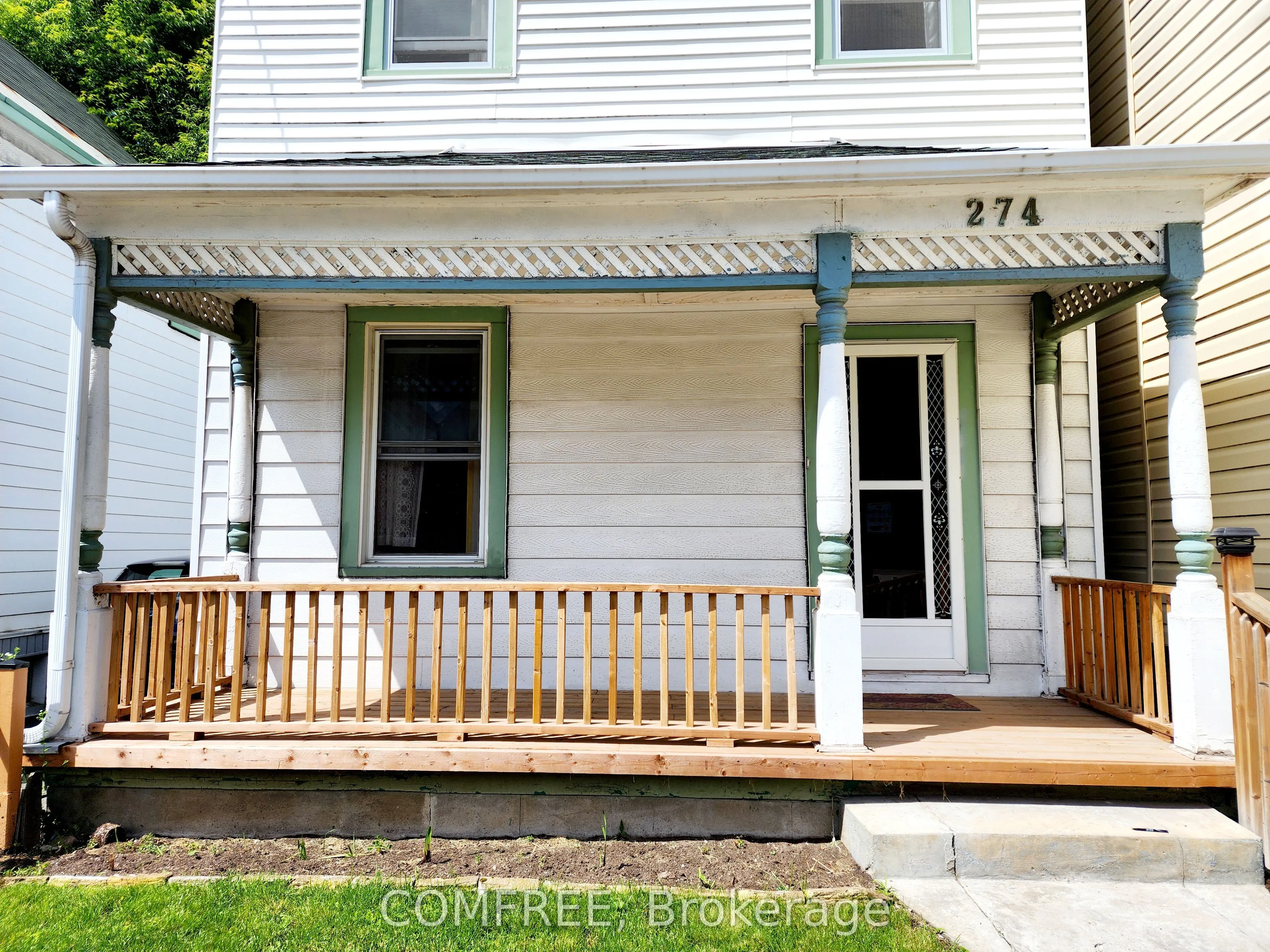 274 Bell Street S