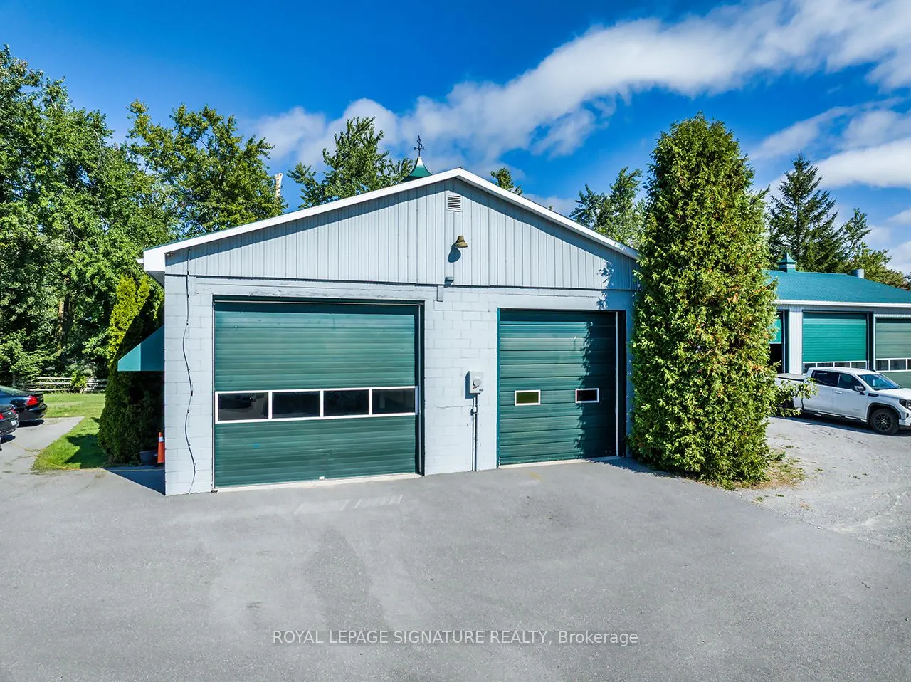96 Fieldside Road