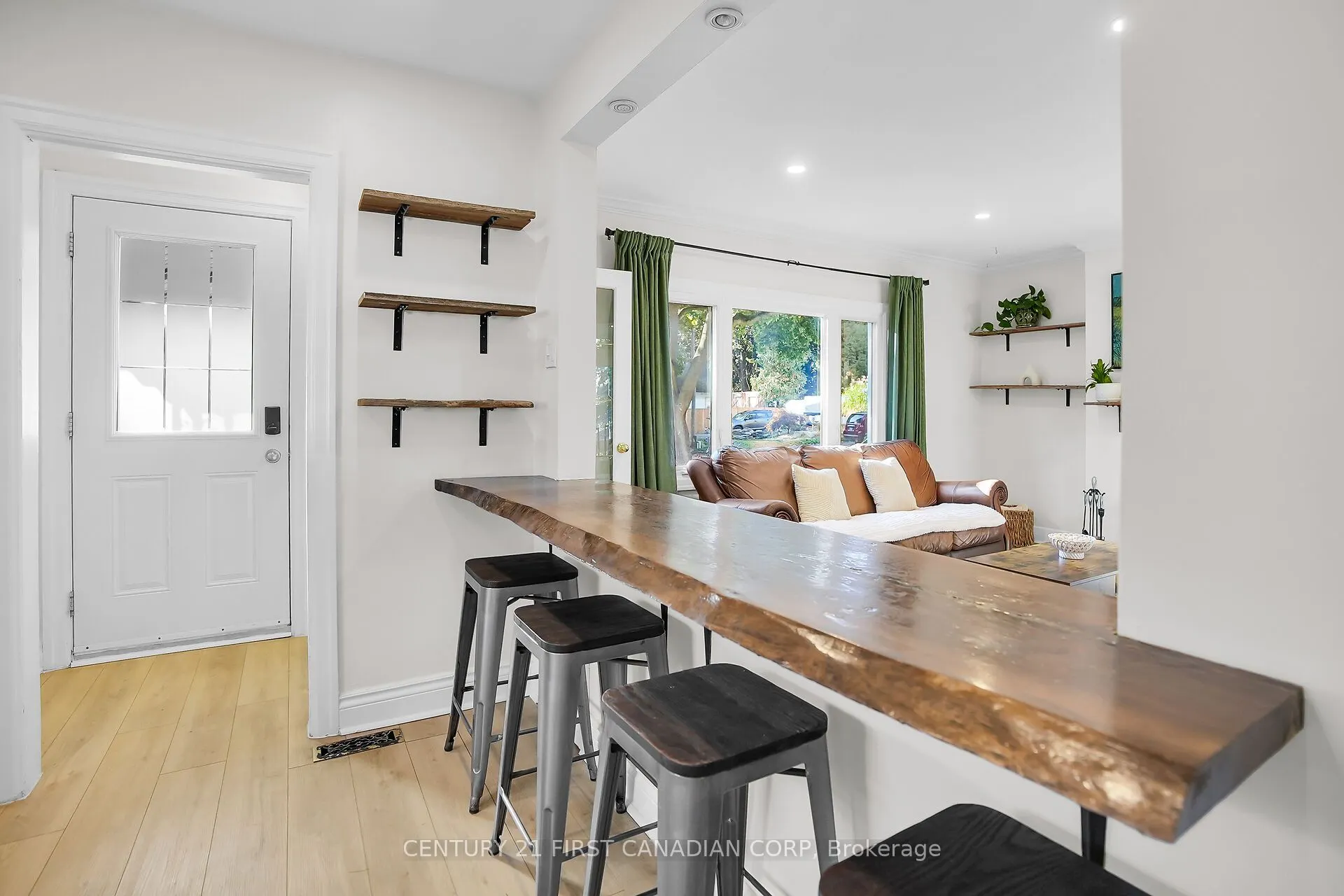 228 Fellner Avenue