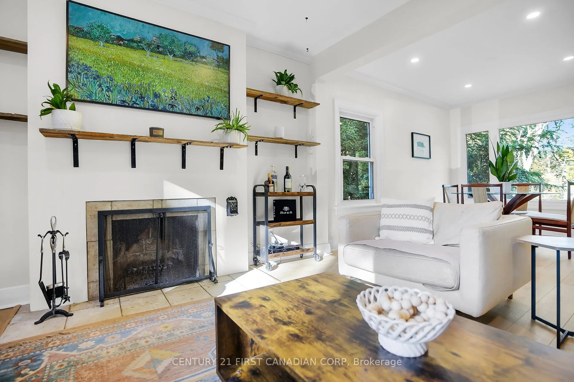 228 Fellner Avenue