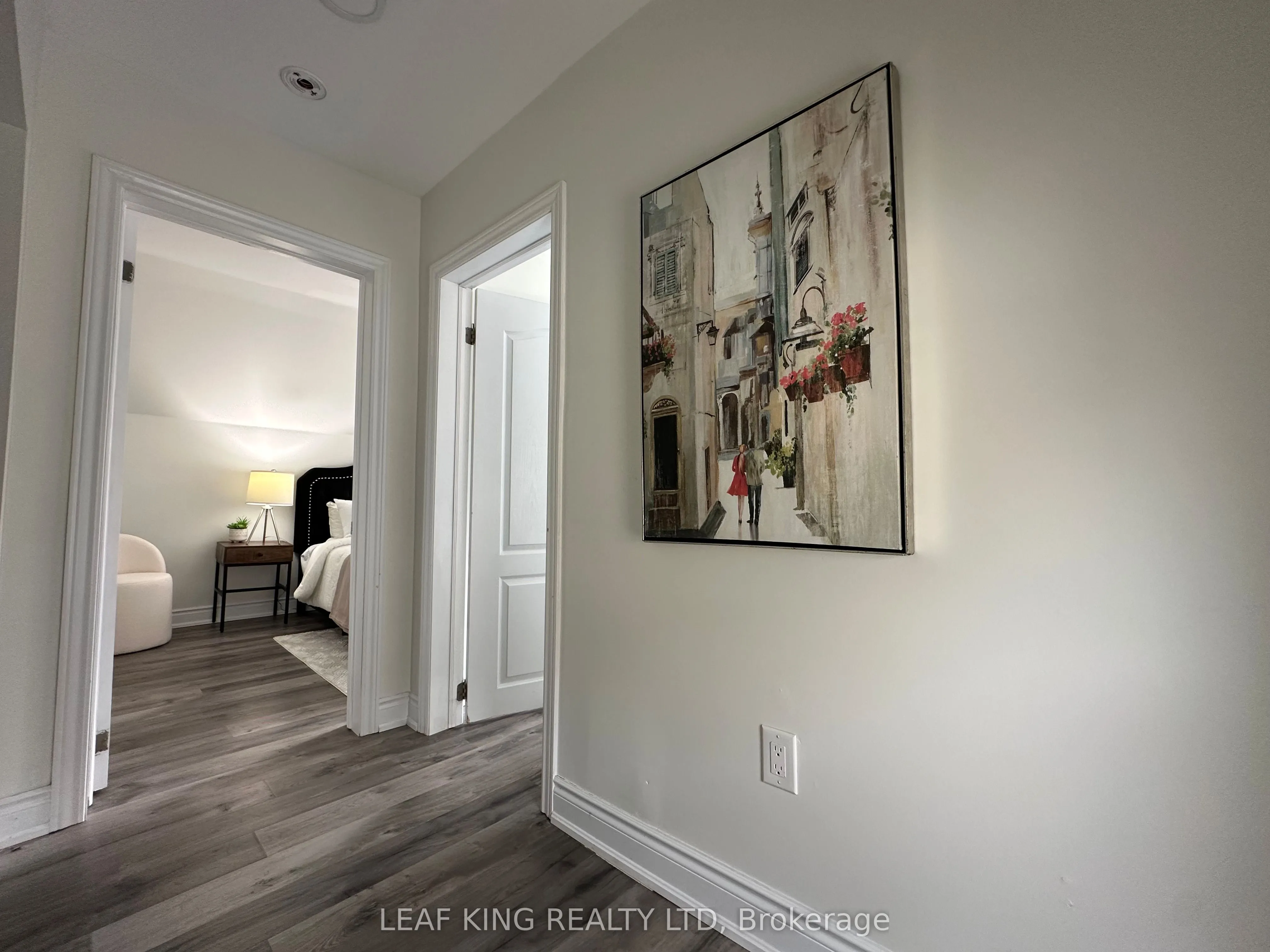 315 Simcoe Street