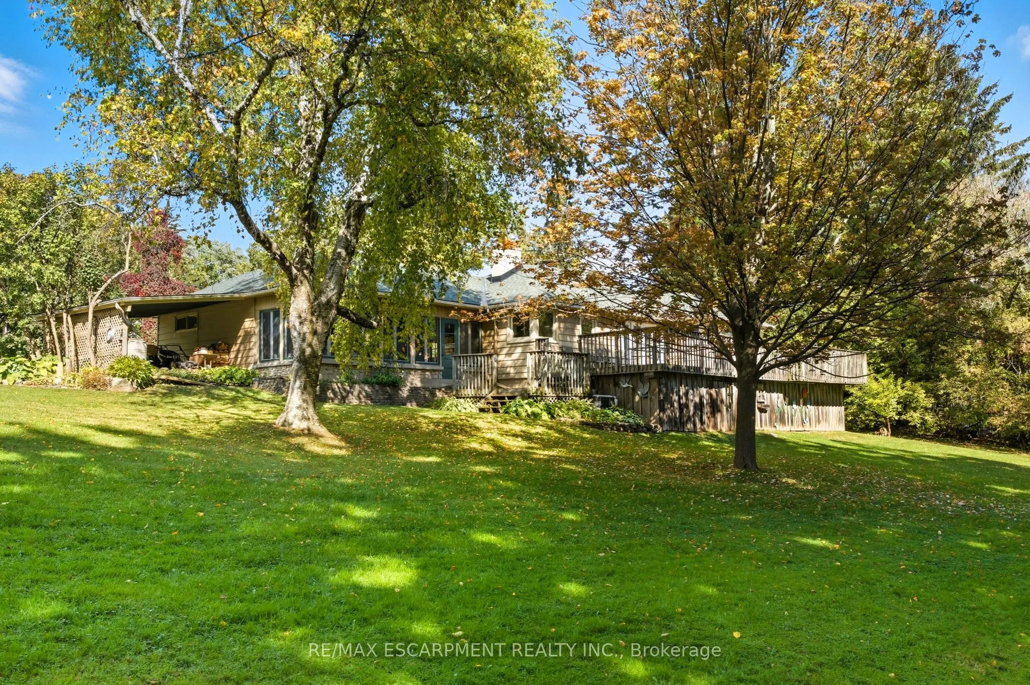 136 HILLCREST Avenue