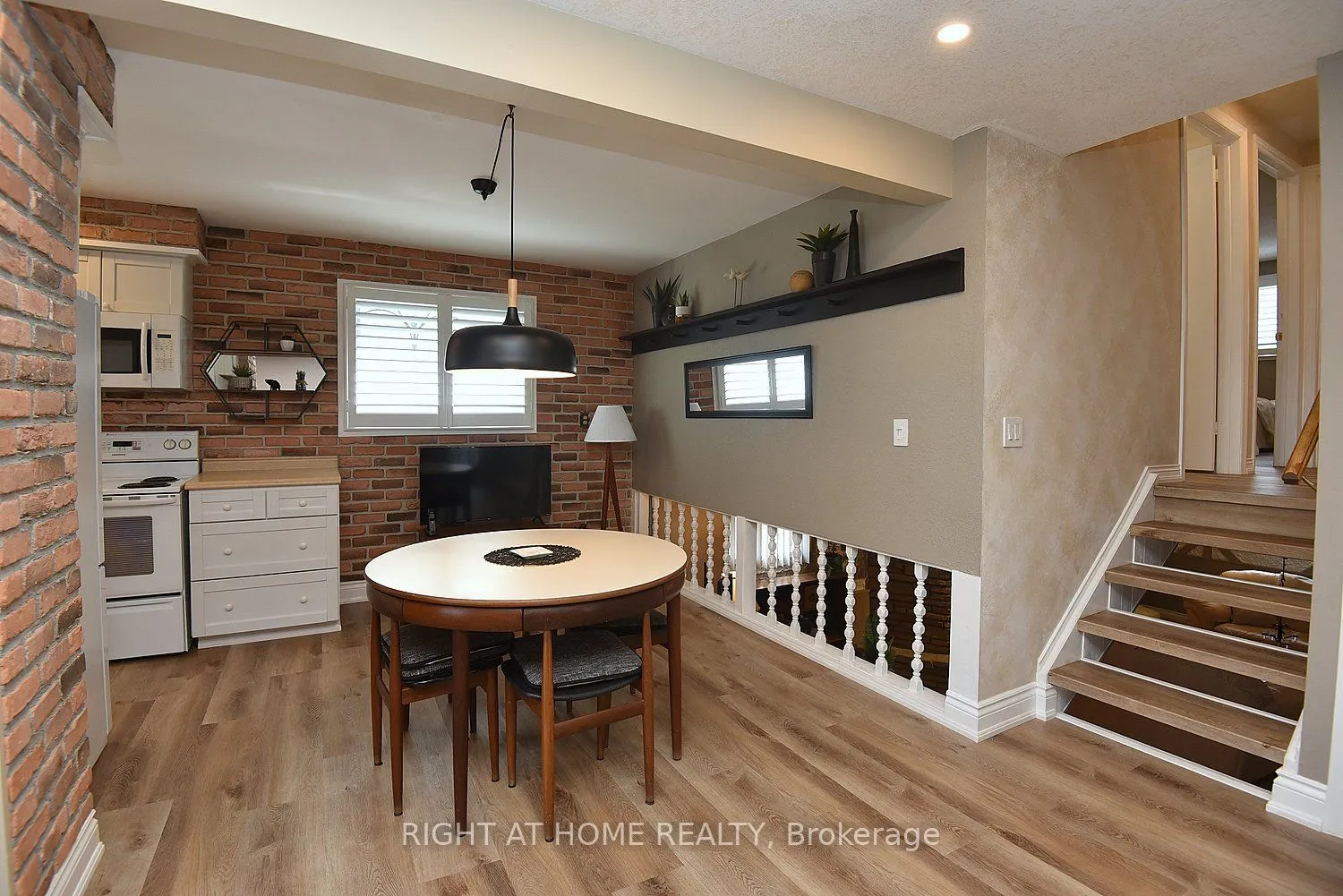 105 Bismark Drive