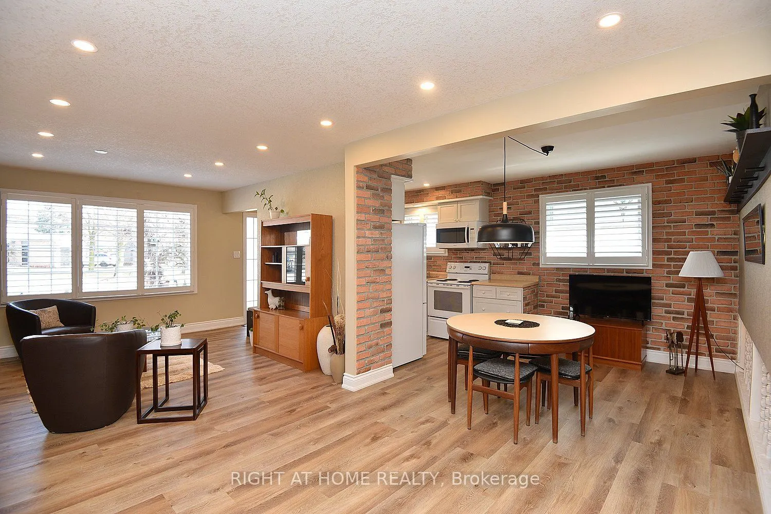 105 Bismark Drive