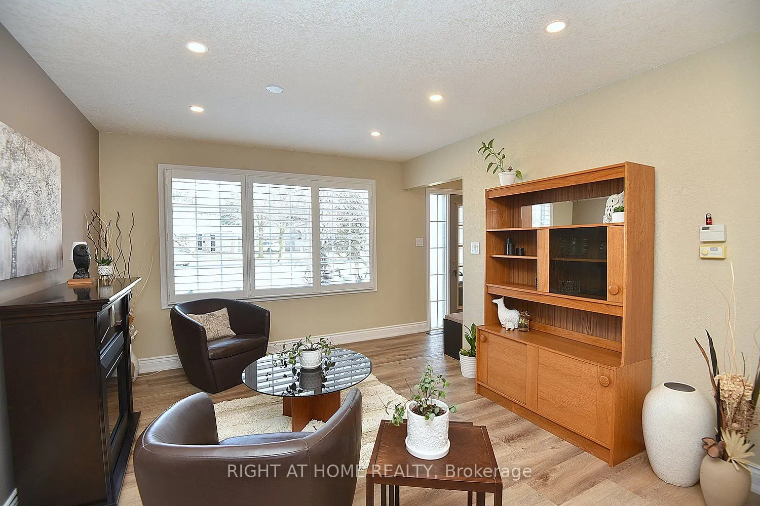105 Bismark Drive