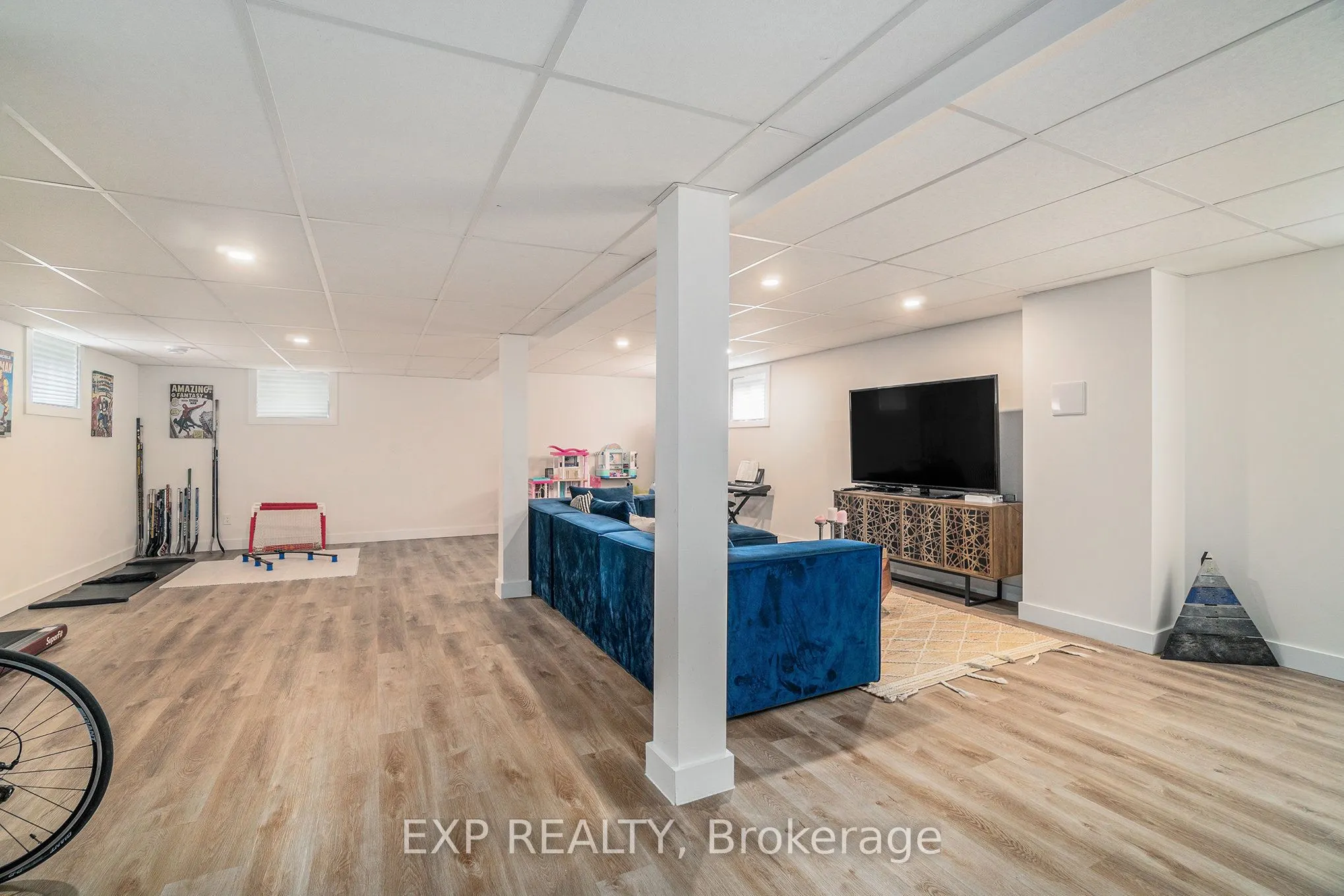 2462 Dunning Road