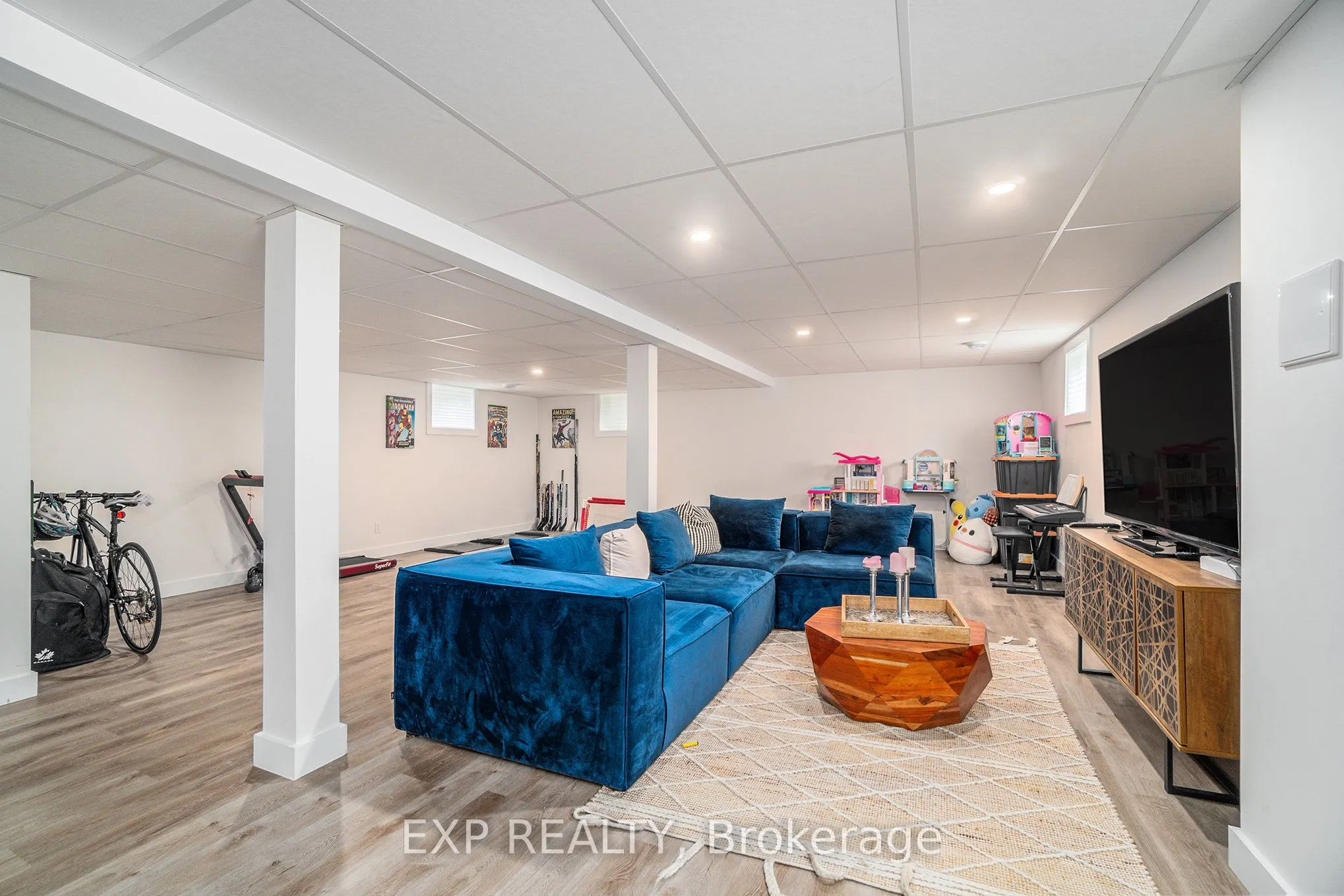 2462 Dunning Road