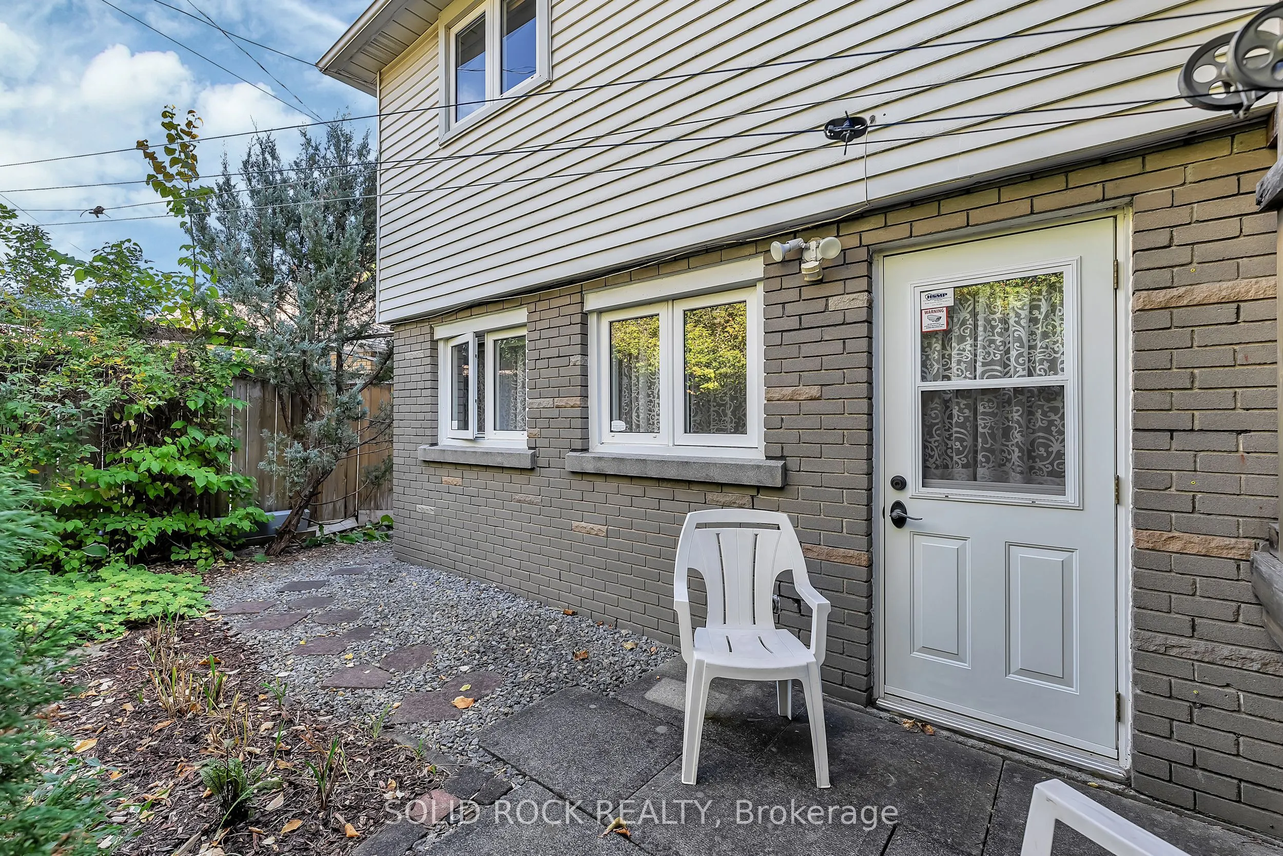 471 Tillbury Avenue