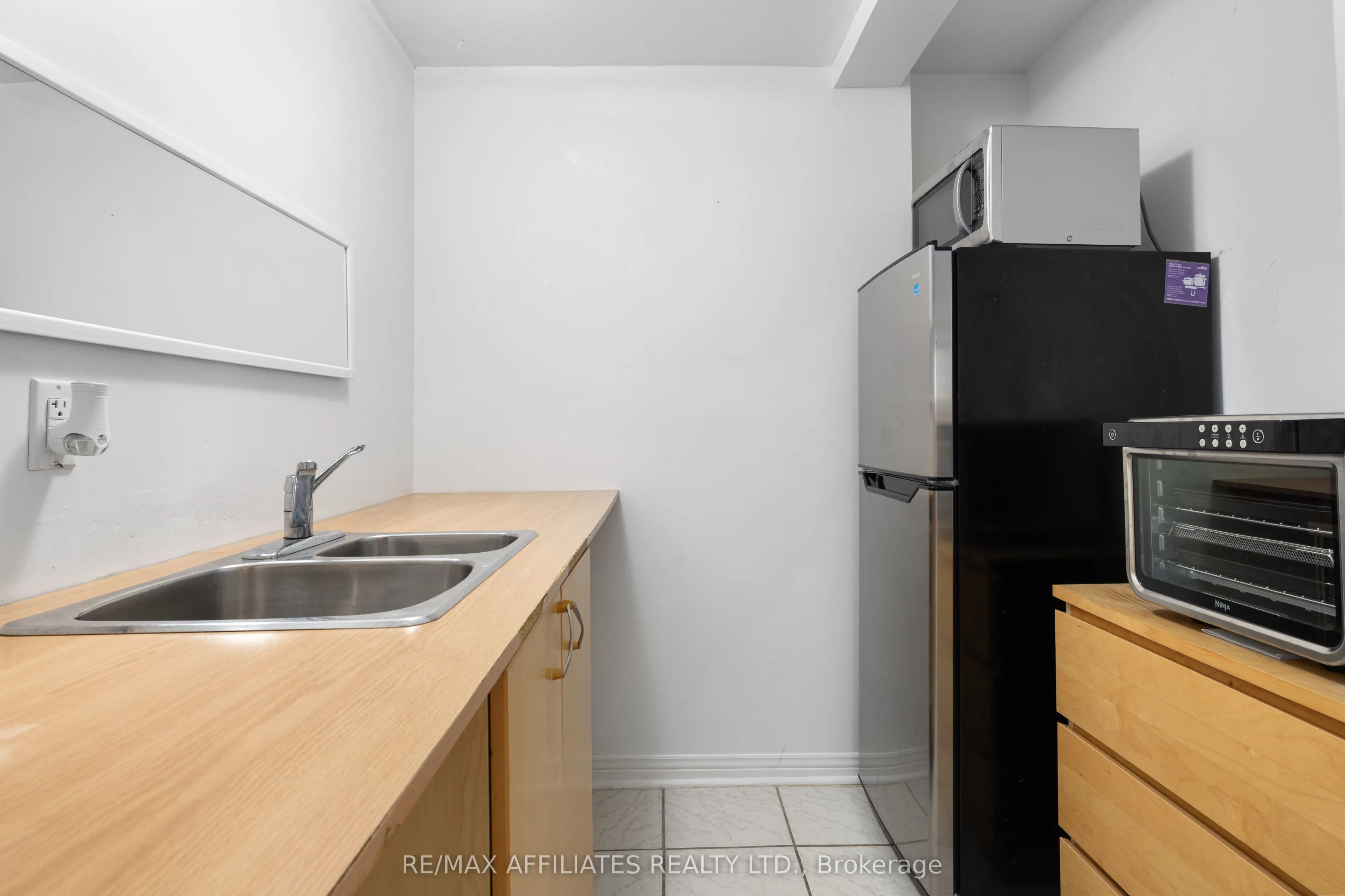 306 Woodfield Drive, #43