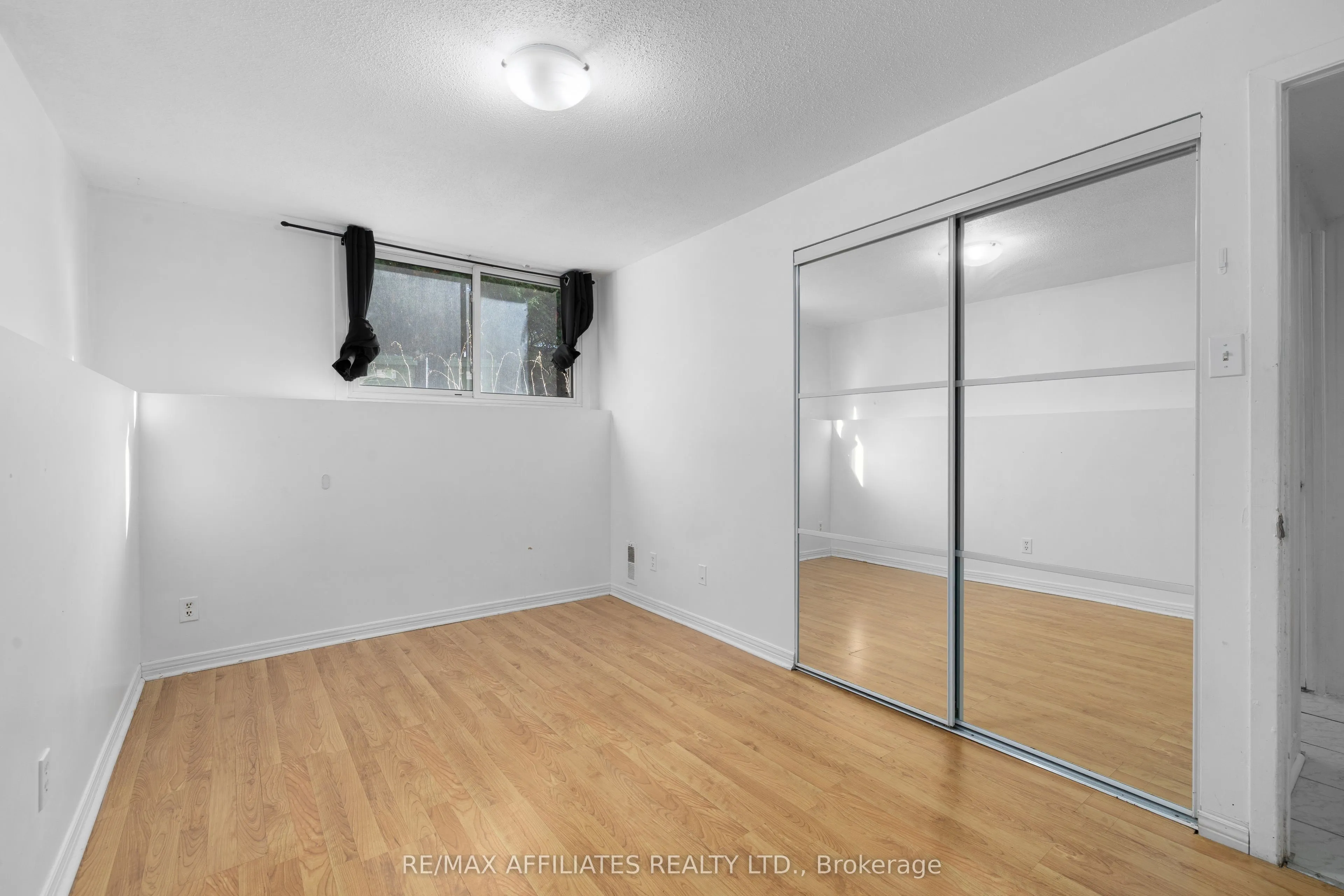 306 Woodfield Drive, #43