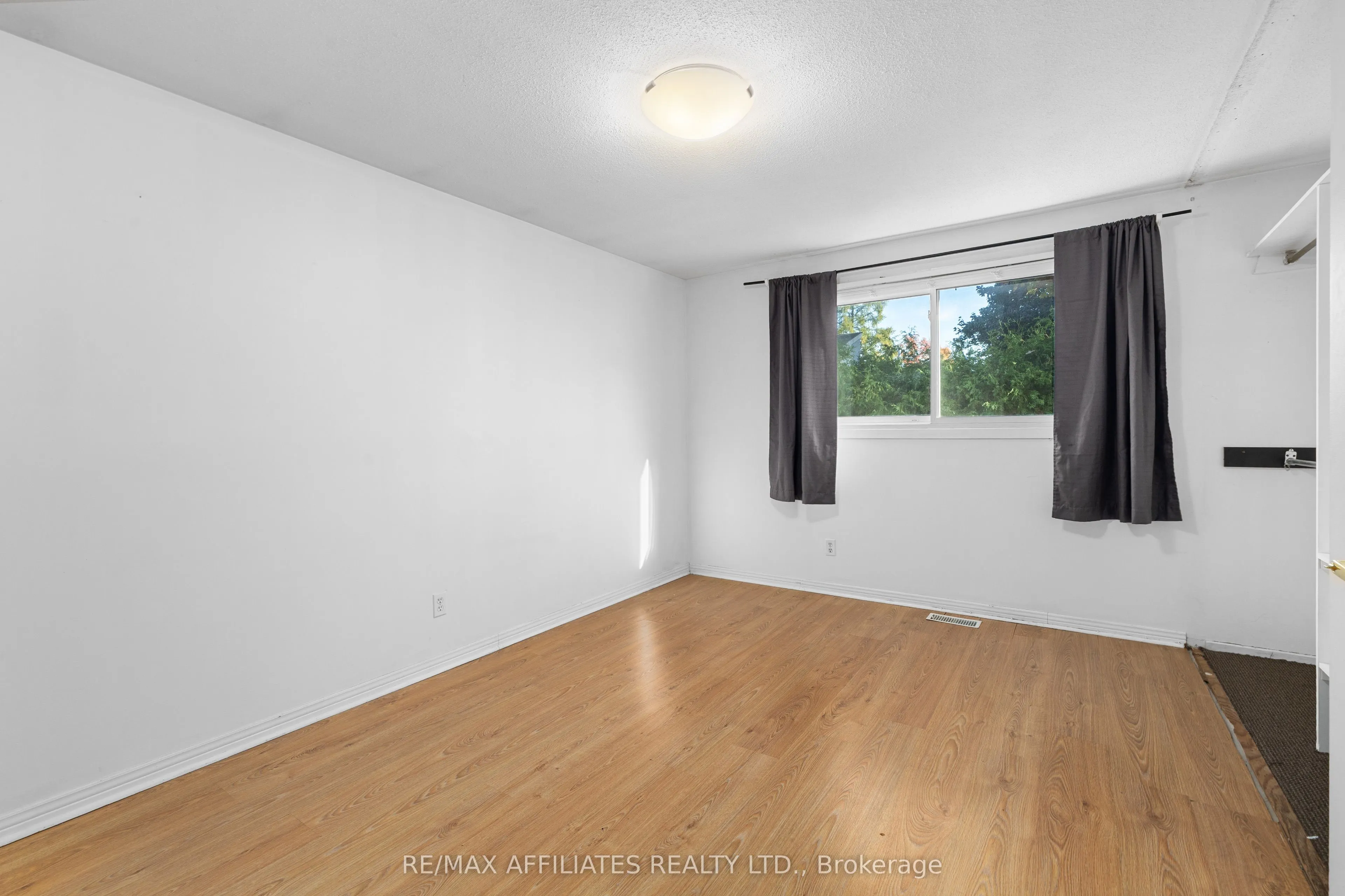 306 Woodfield Drive, #43